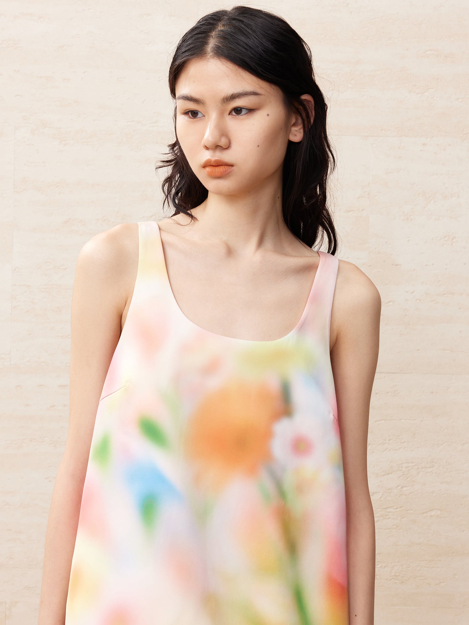 Blurred pastel pattern white bubble edge dress