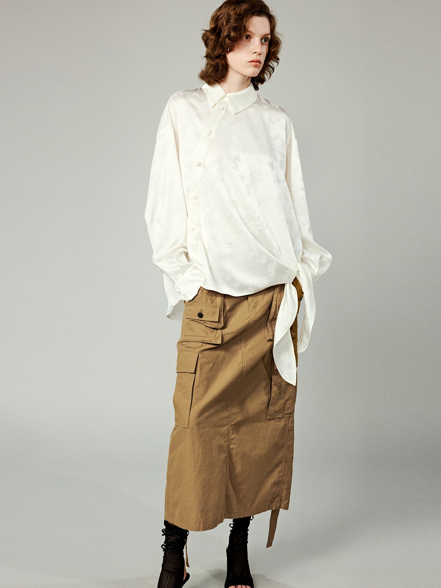 Modern chinese-style embroidered button shirt with tie hem detail