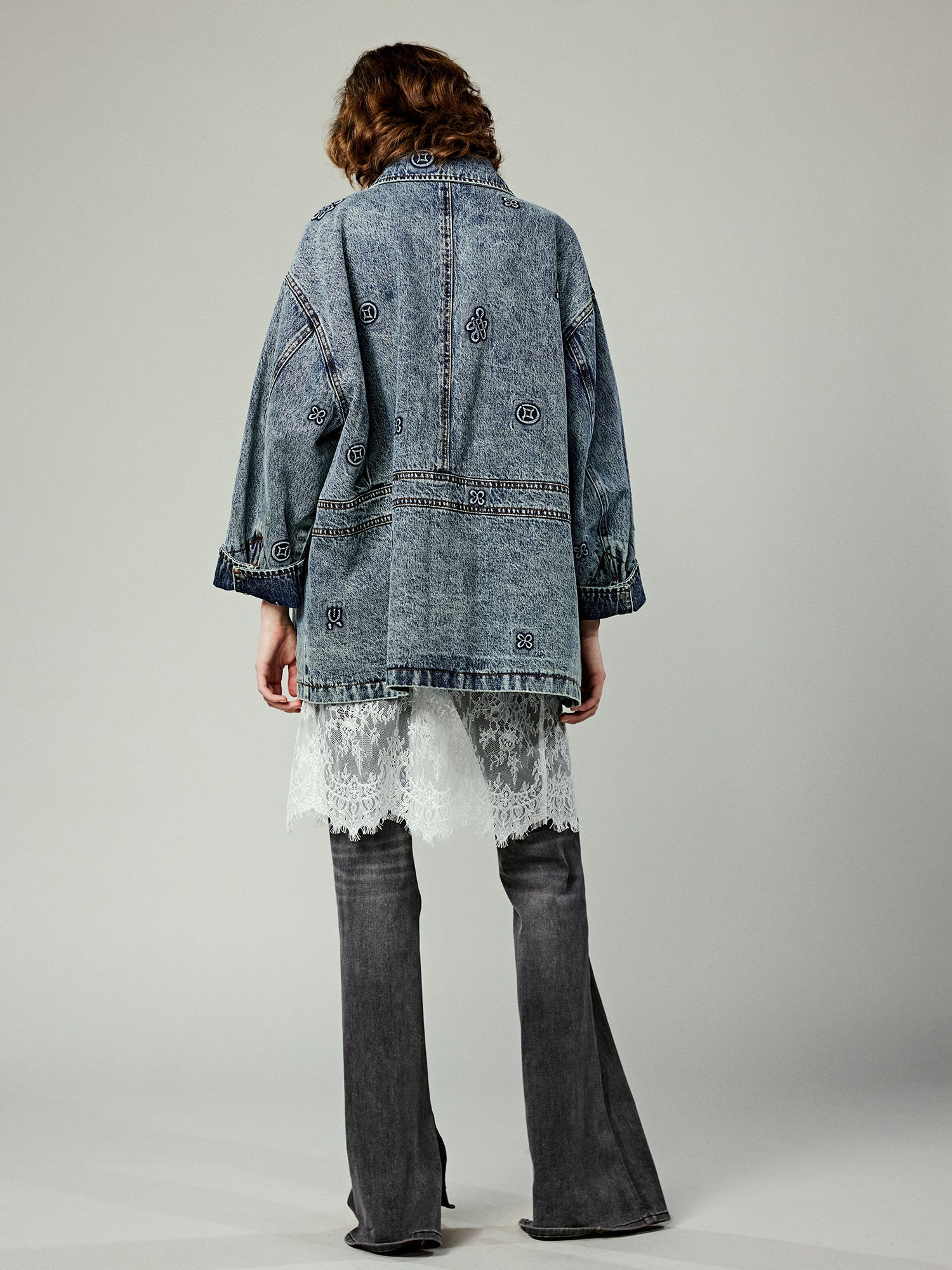 Chinese-Style embroidered hunting denim jacket