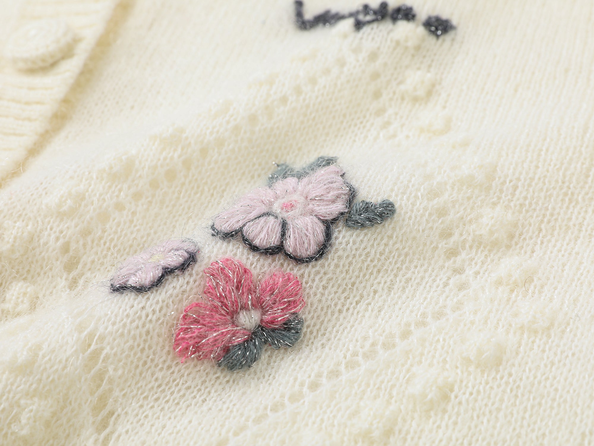 Diamond-pattern floral knit cardigan