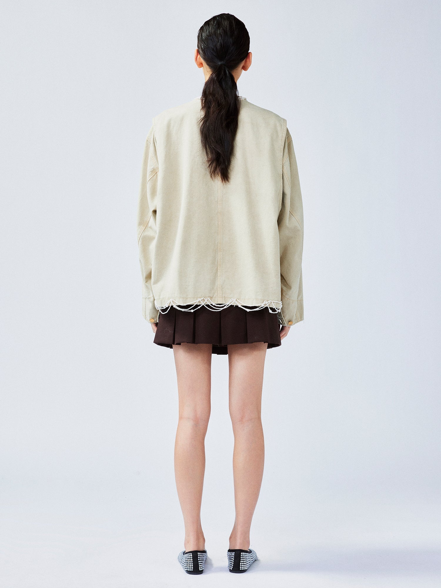 Elegant and lively pearl chain Michigan jacket