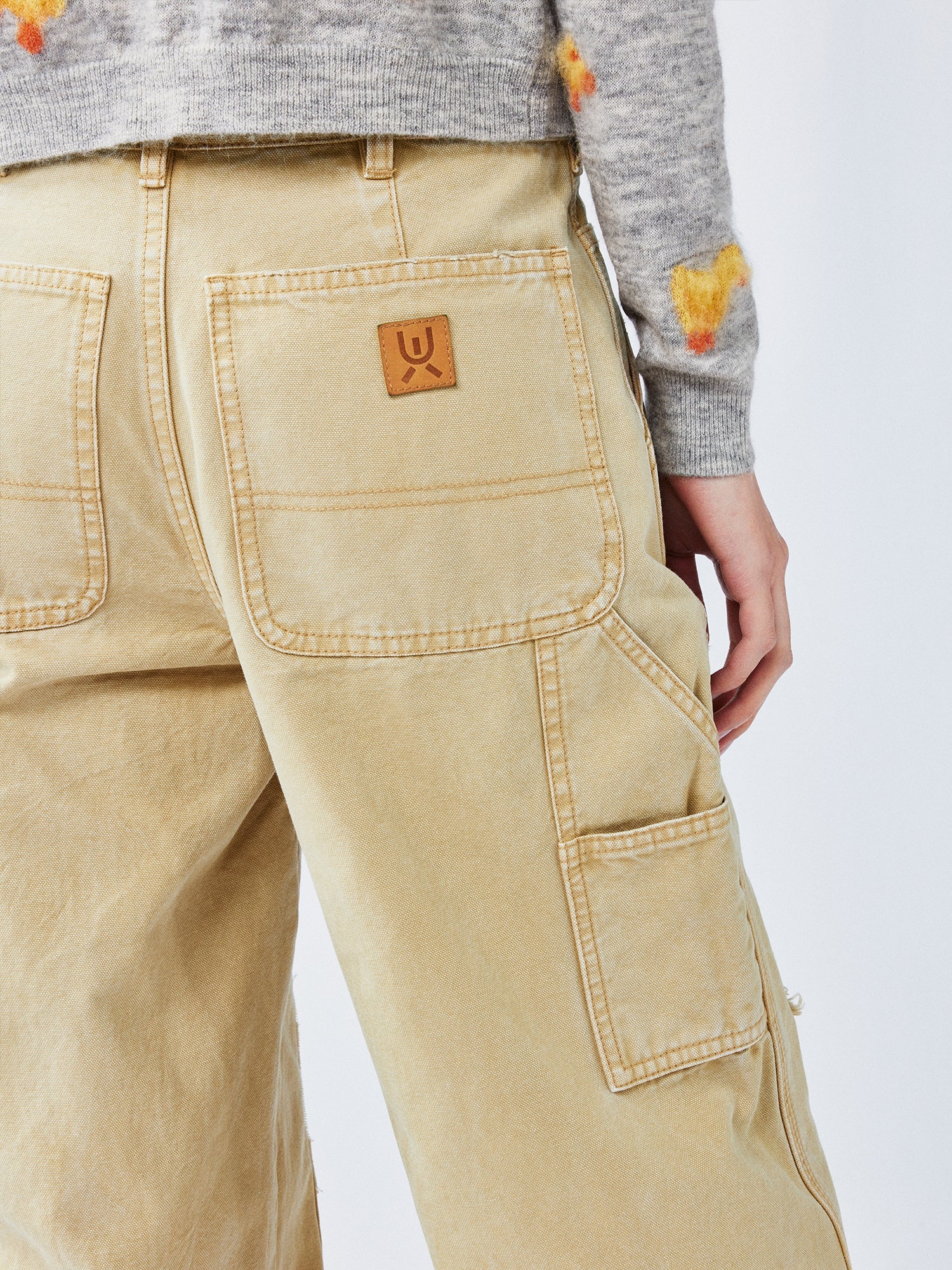 Nostalgic workwear pants with playful patchwork