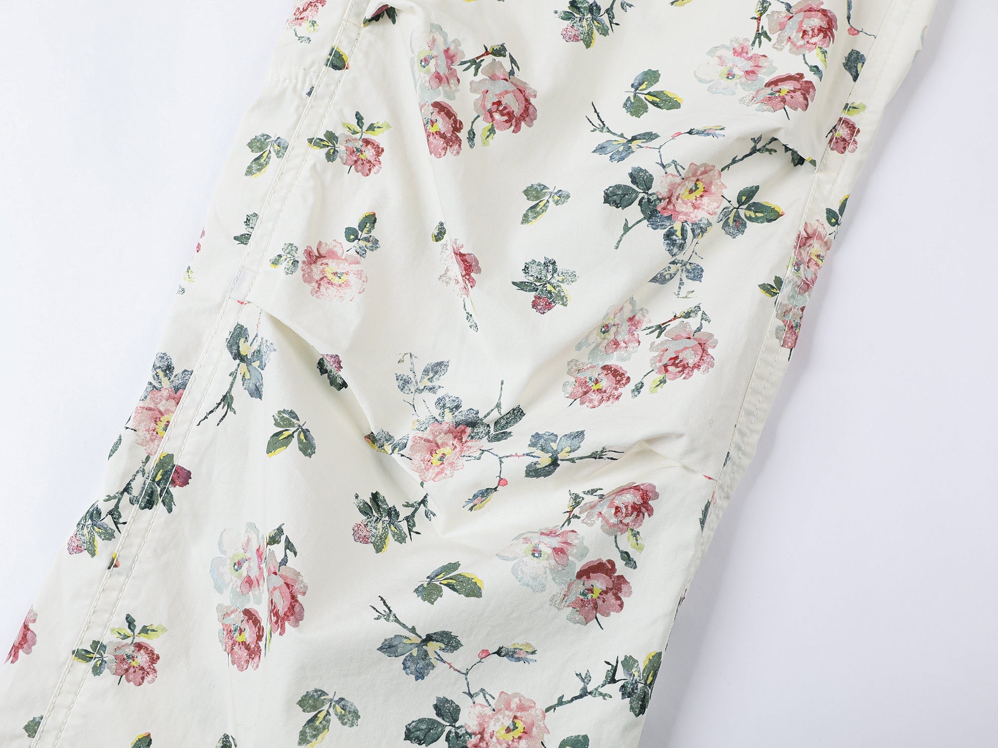 Romantic wallpaper floral parachute pants
