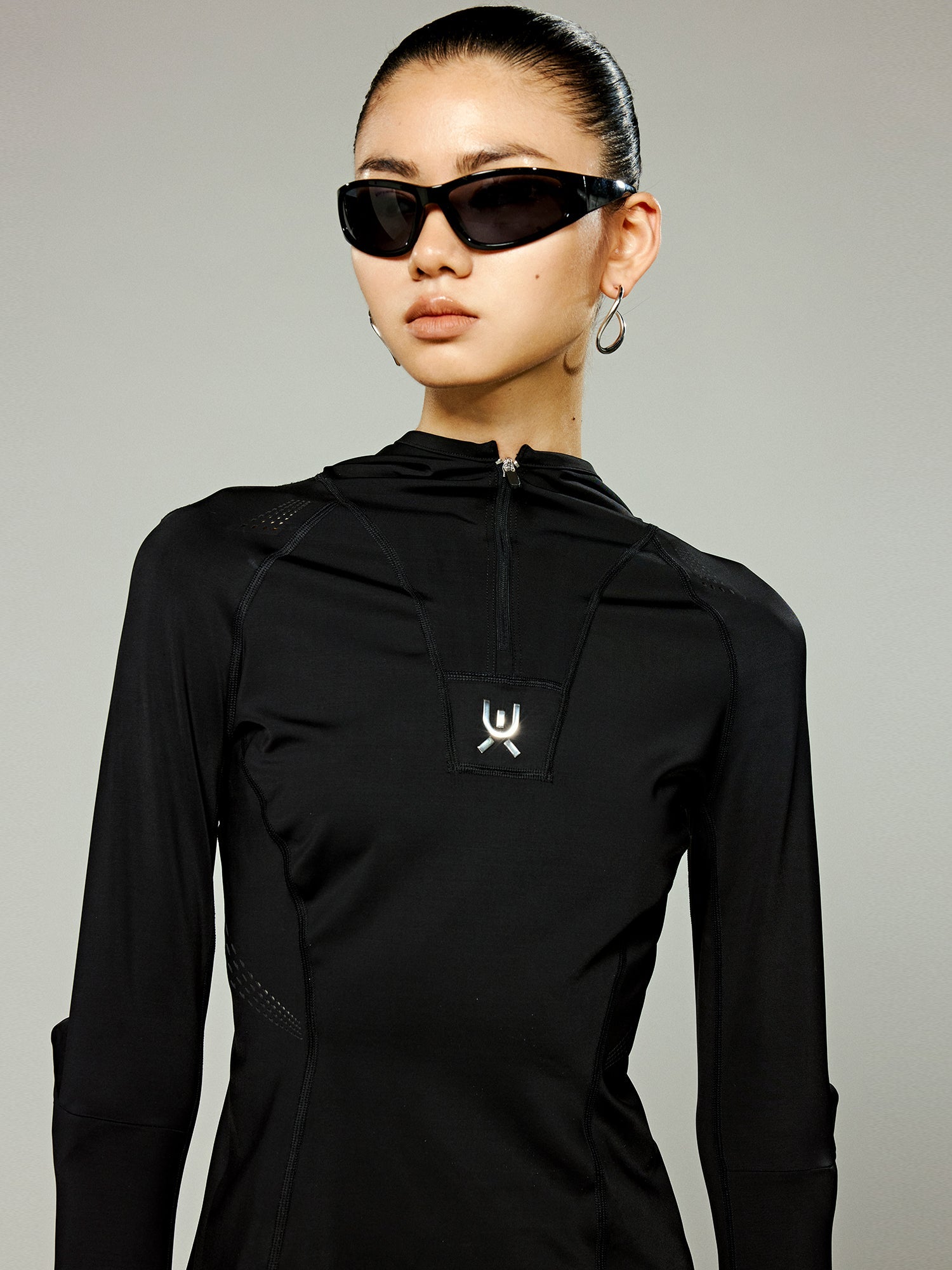 Urban functional fitted sports top