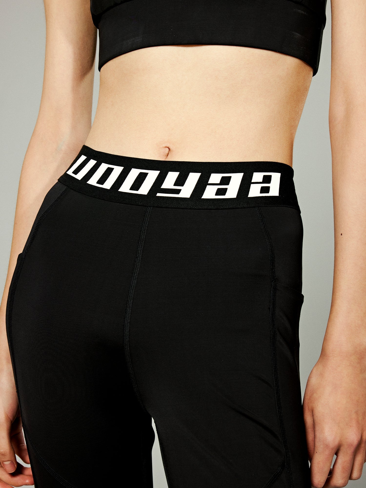 Sports-inspired logo cycling pants