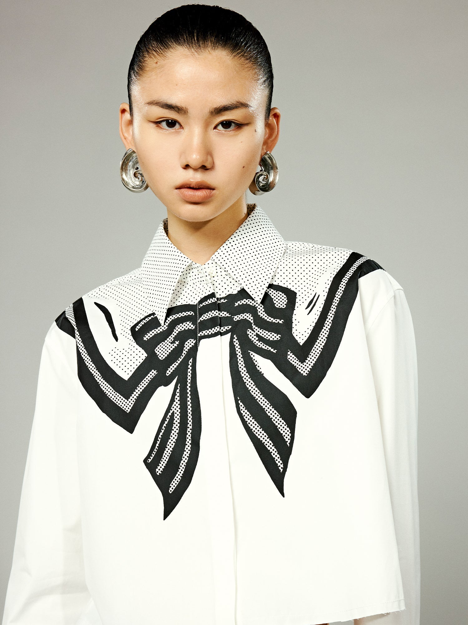 Pop art sailor collar bow cropped shirt