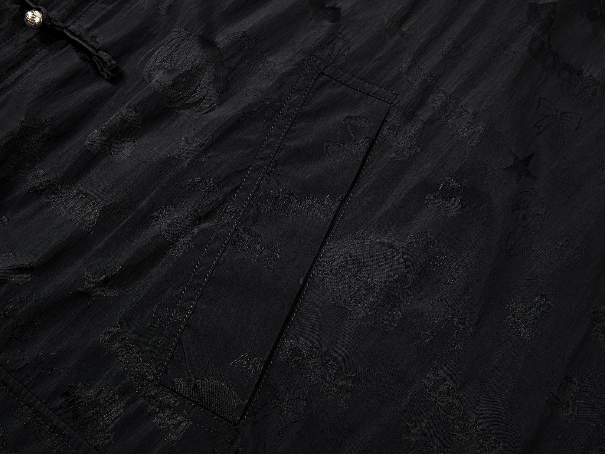 Sporty hunting jacket with jacquard floral design