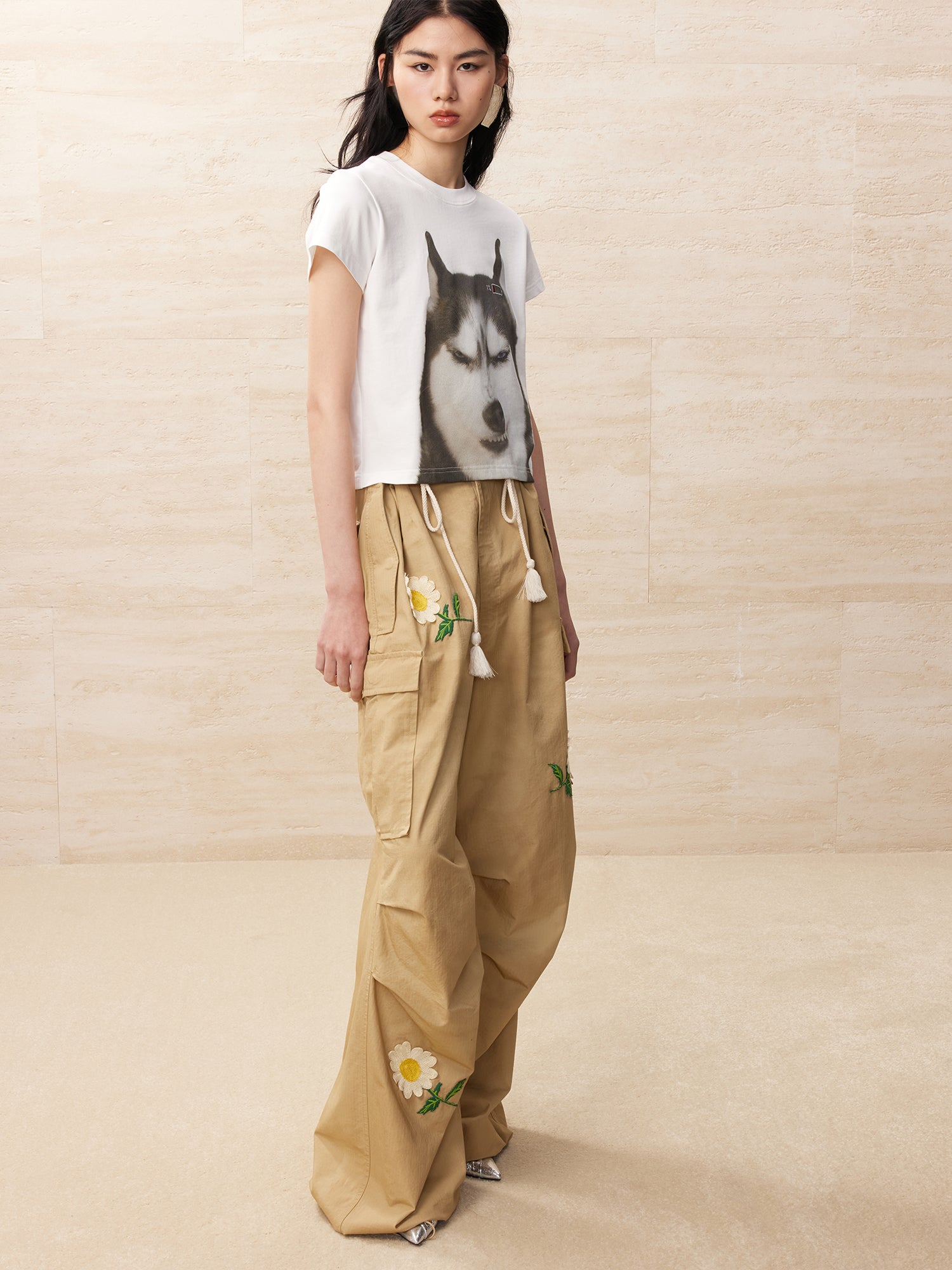 Battery low Siberian husky portrait t-shirt