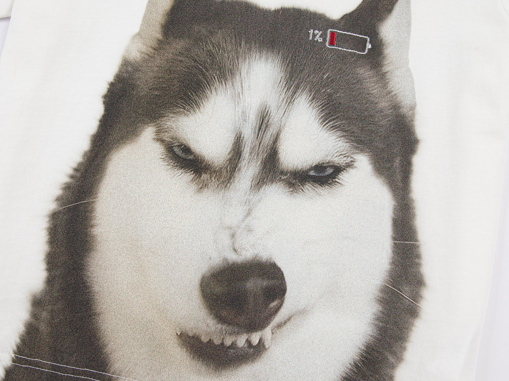 Battery low Siberian husky portrait t-shirt