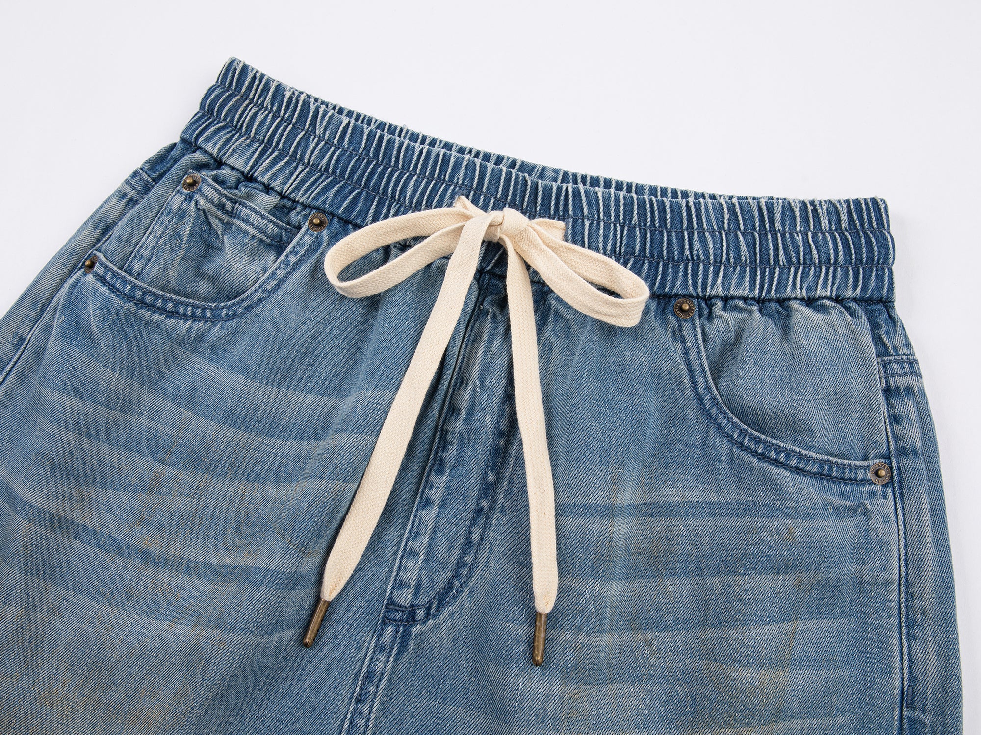 Casual drawstring denim shorts