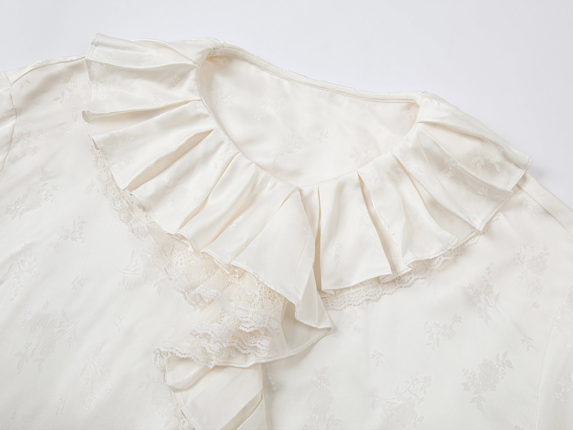 Lace ruffled collar embroidered shirt