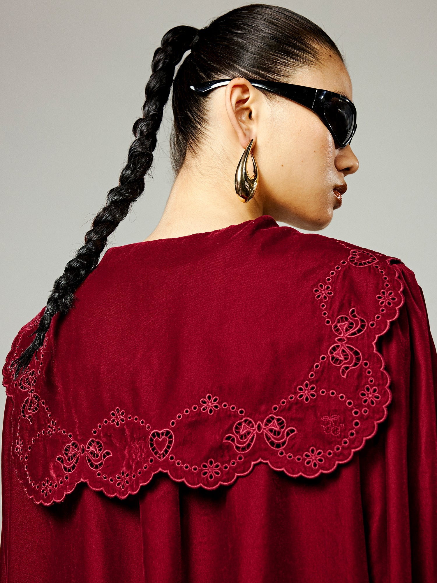 Burgundy velvet sailor collar shirt