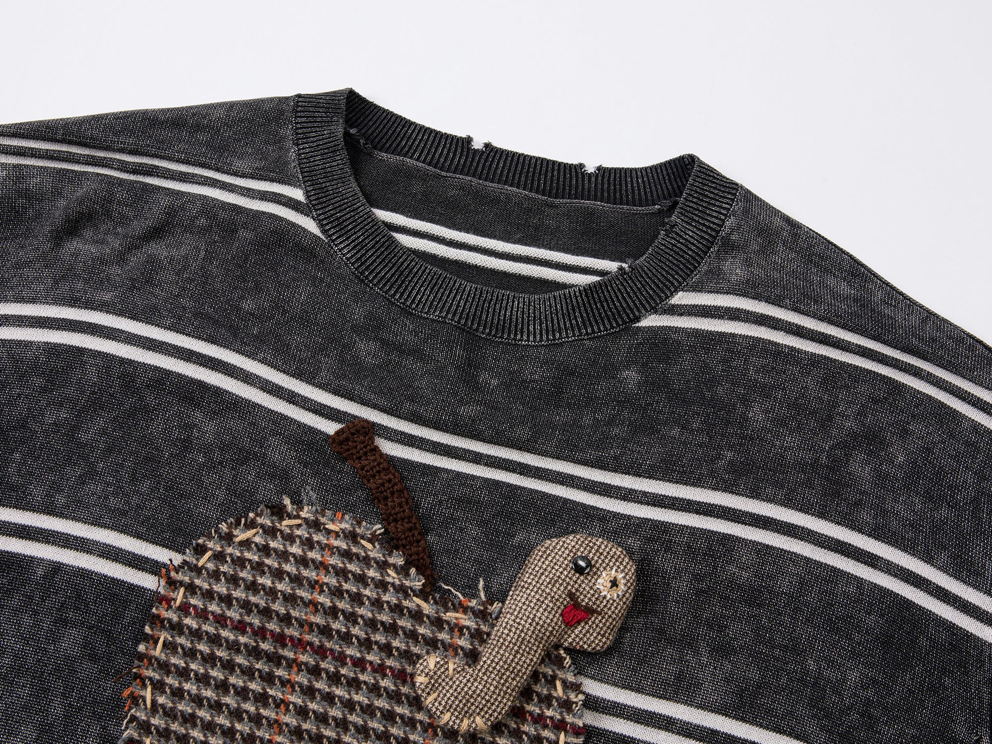 Striped t-shirt with handcrafted feel