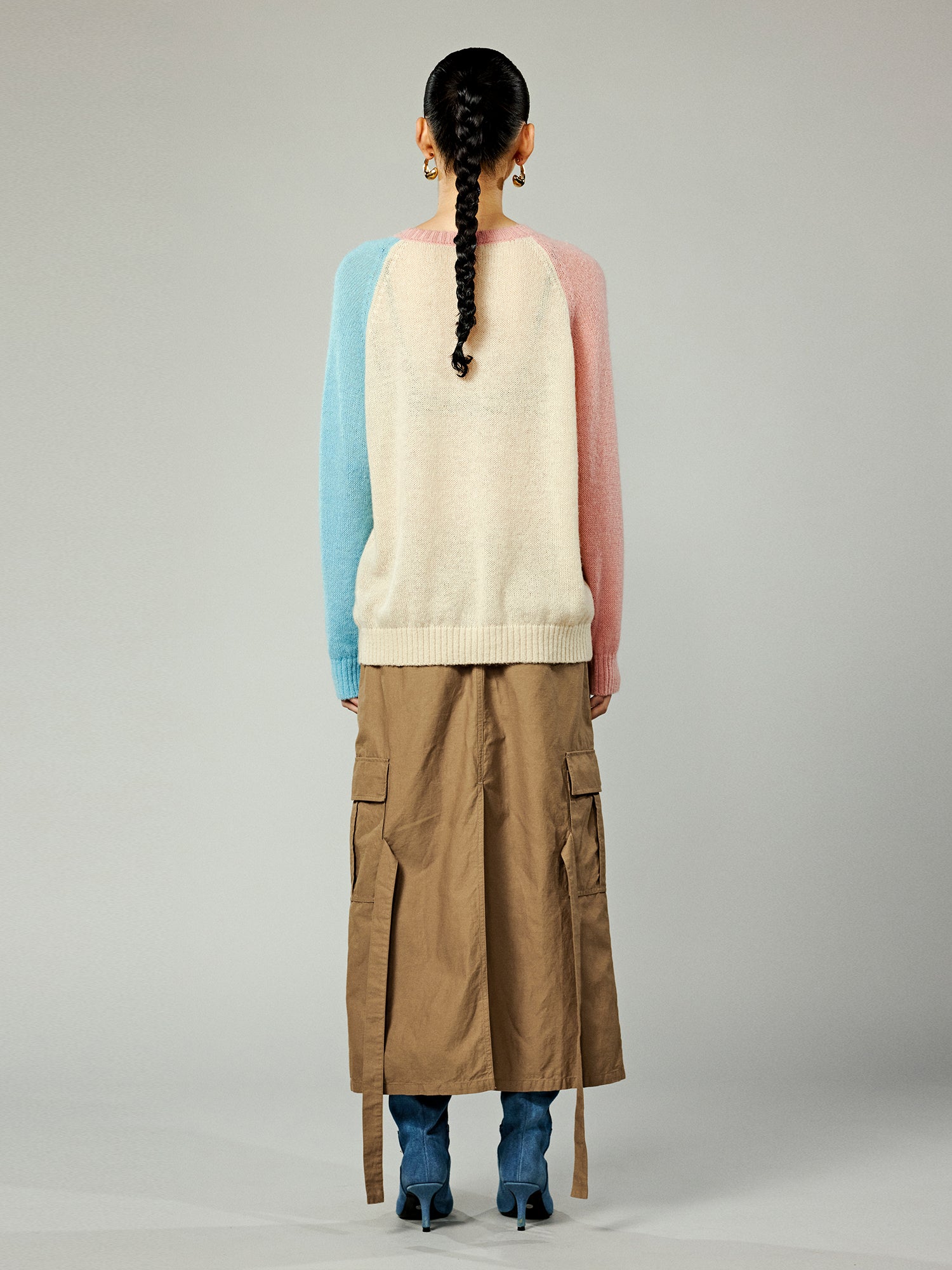 Wind-blown puppy raglan sleeve crewneck sweater