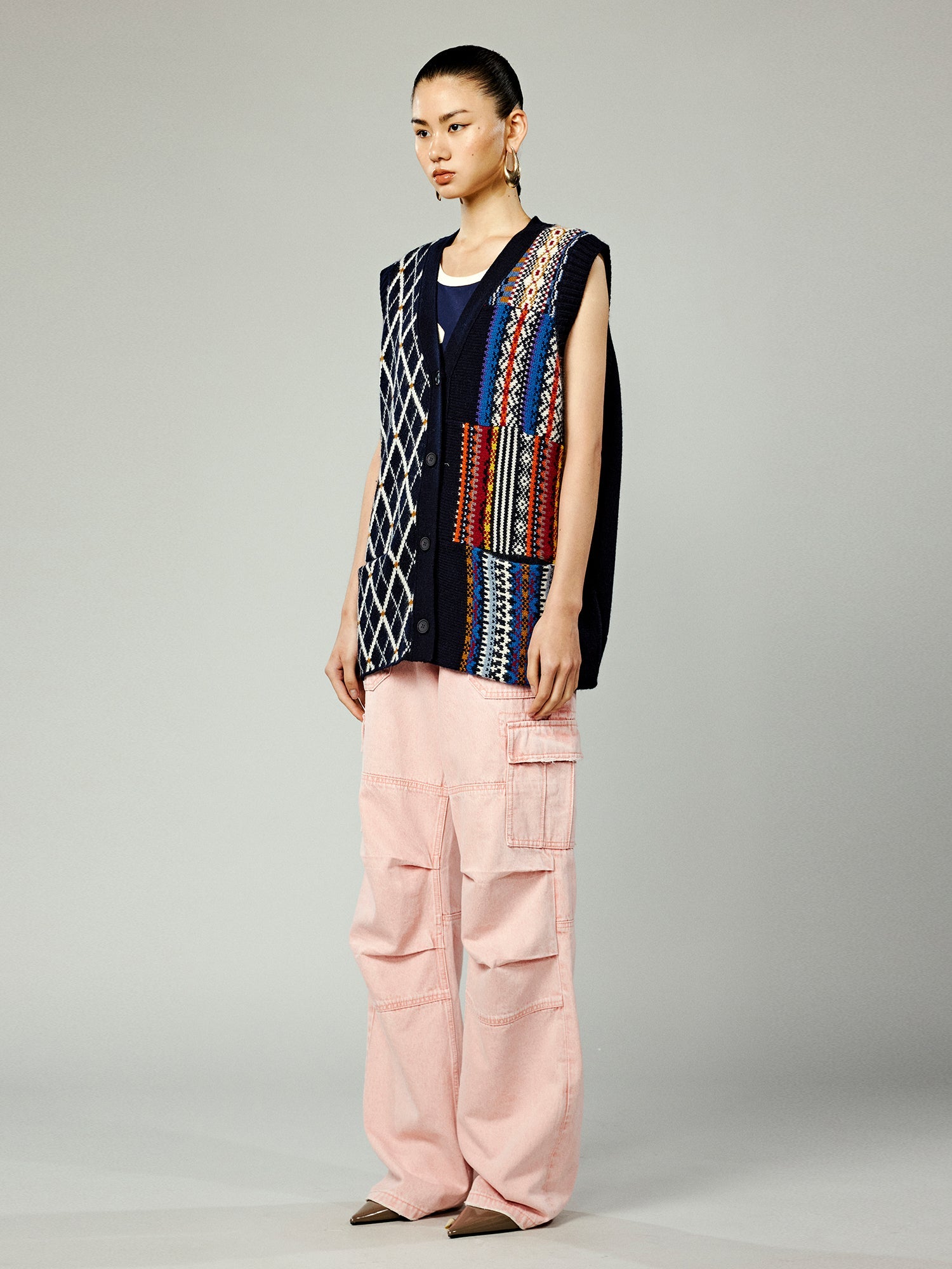 Buttoned fairisle wool vest