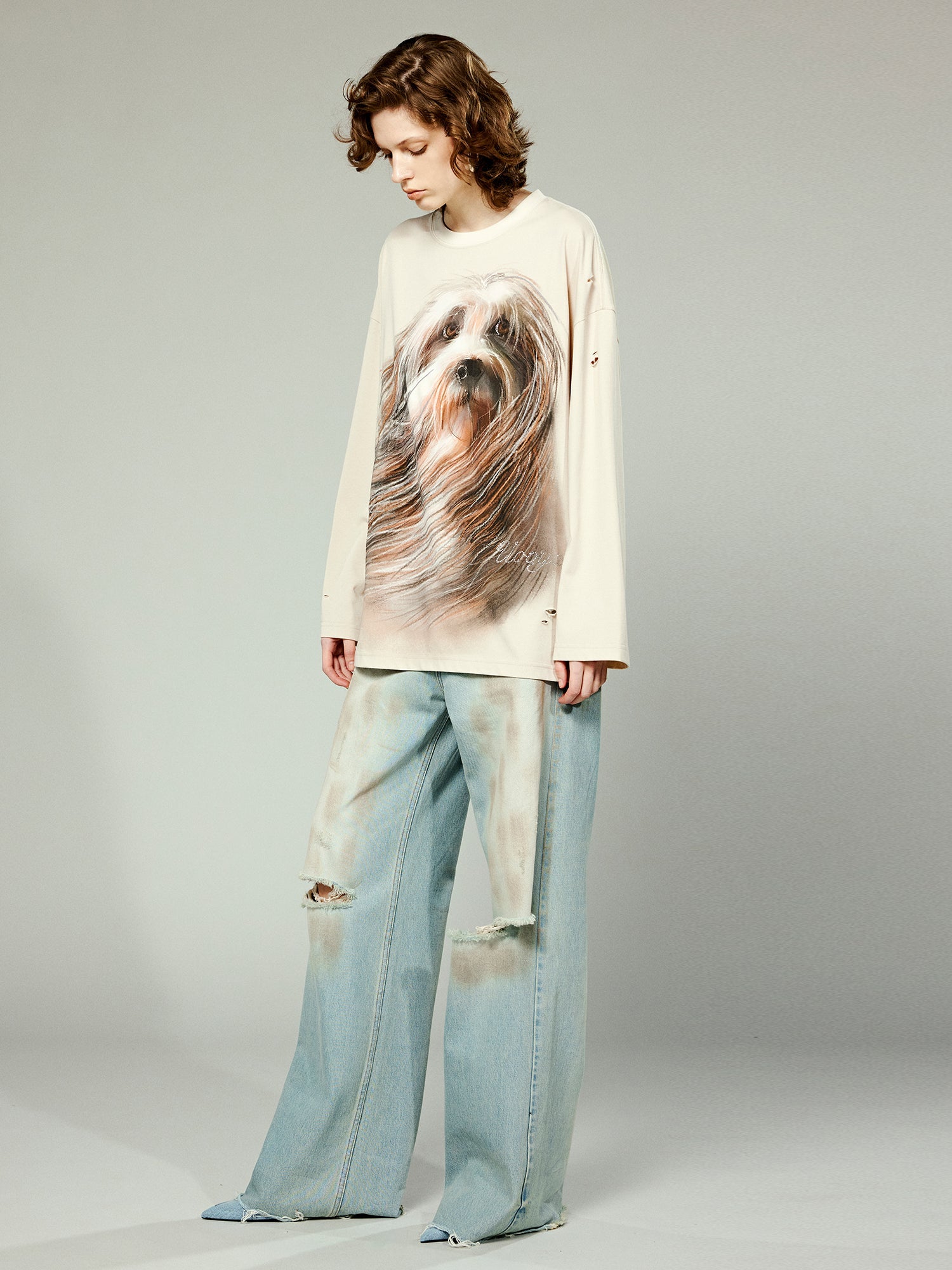 Long sleeve t-shirt with windswept dog design