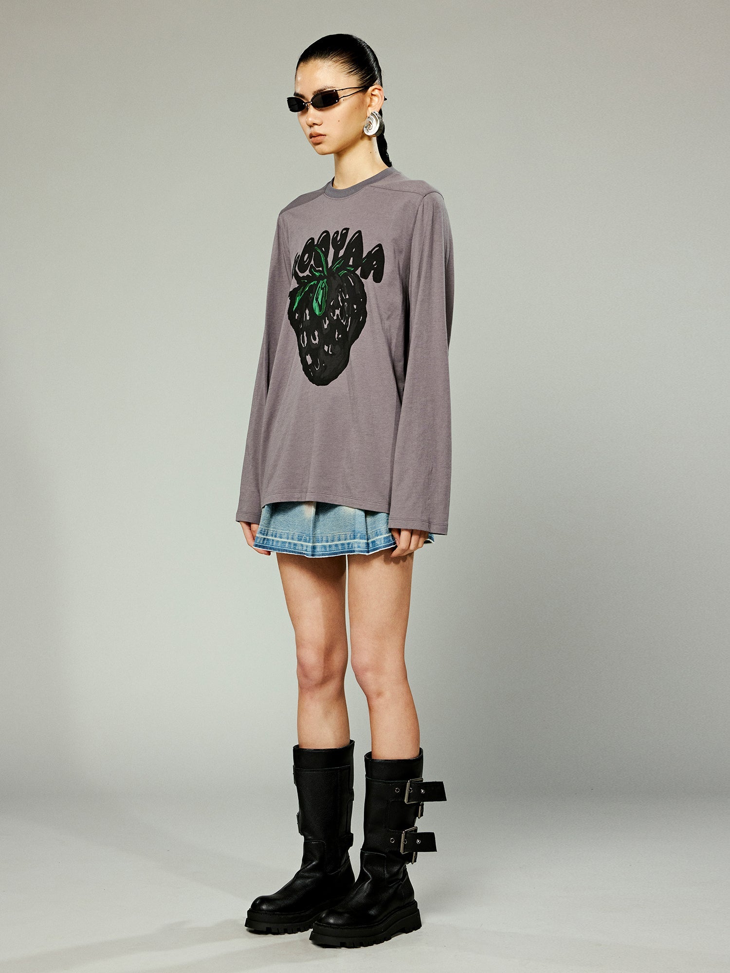 Strawberry flocked print t-shirt