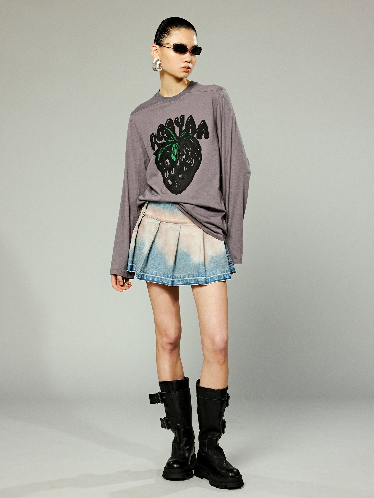 Strawberry flocked print t-shirt