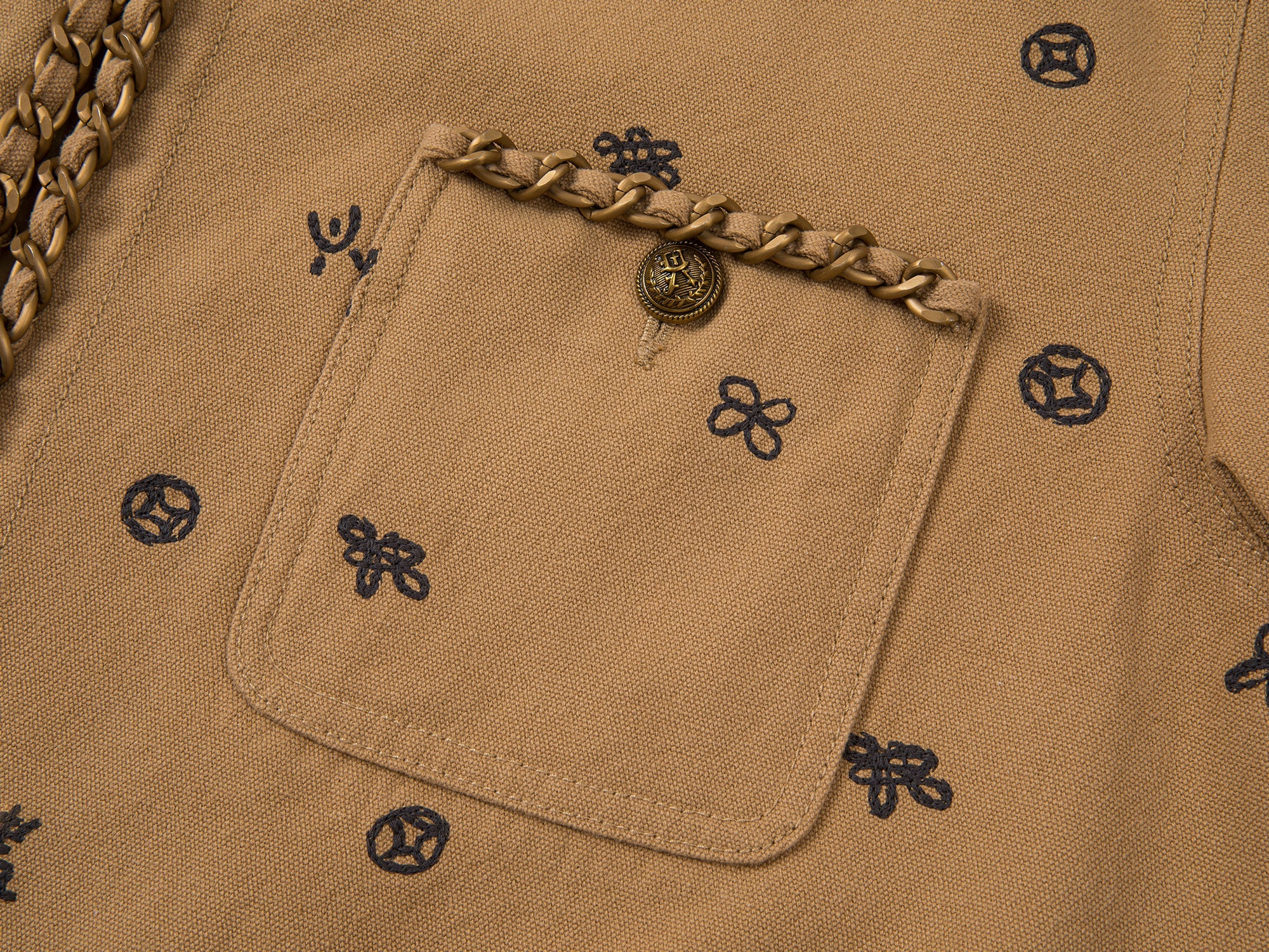 Chinese-style embroidered collarless jacket