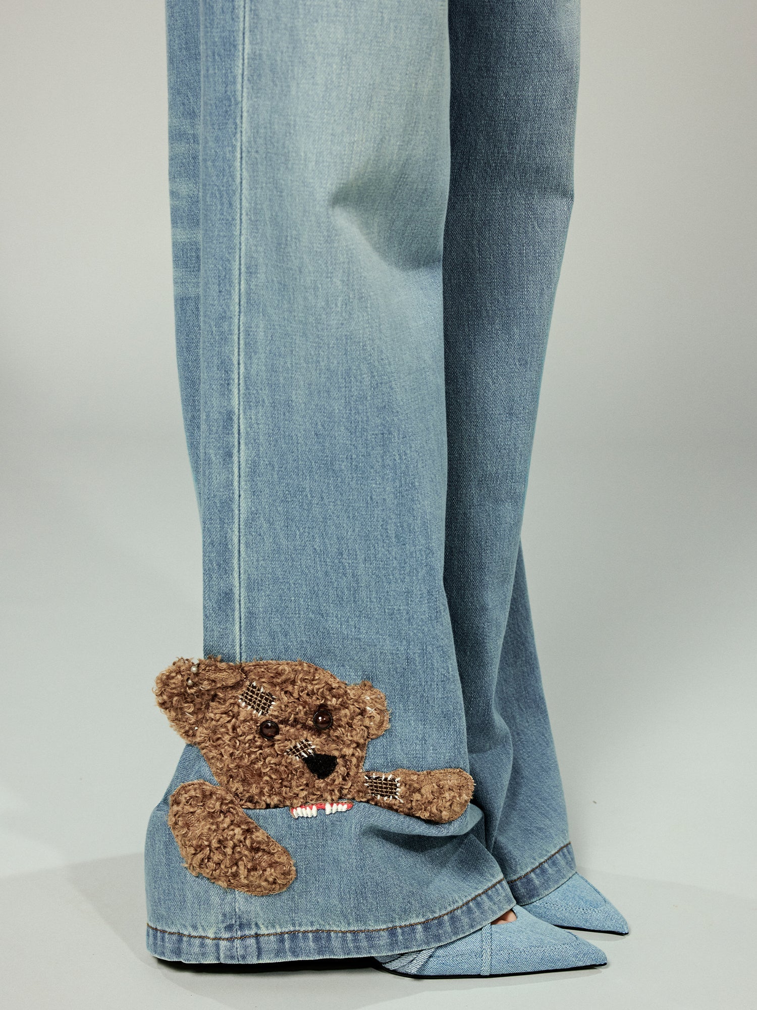 Playful teddy bear five-pocket jeans