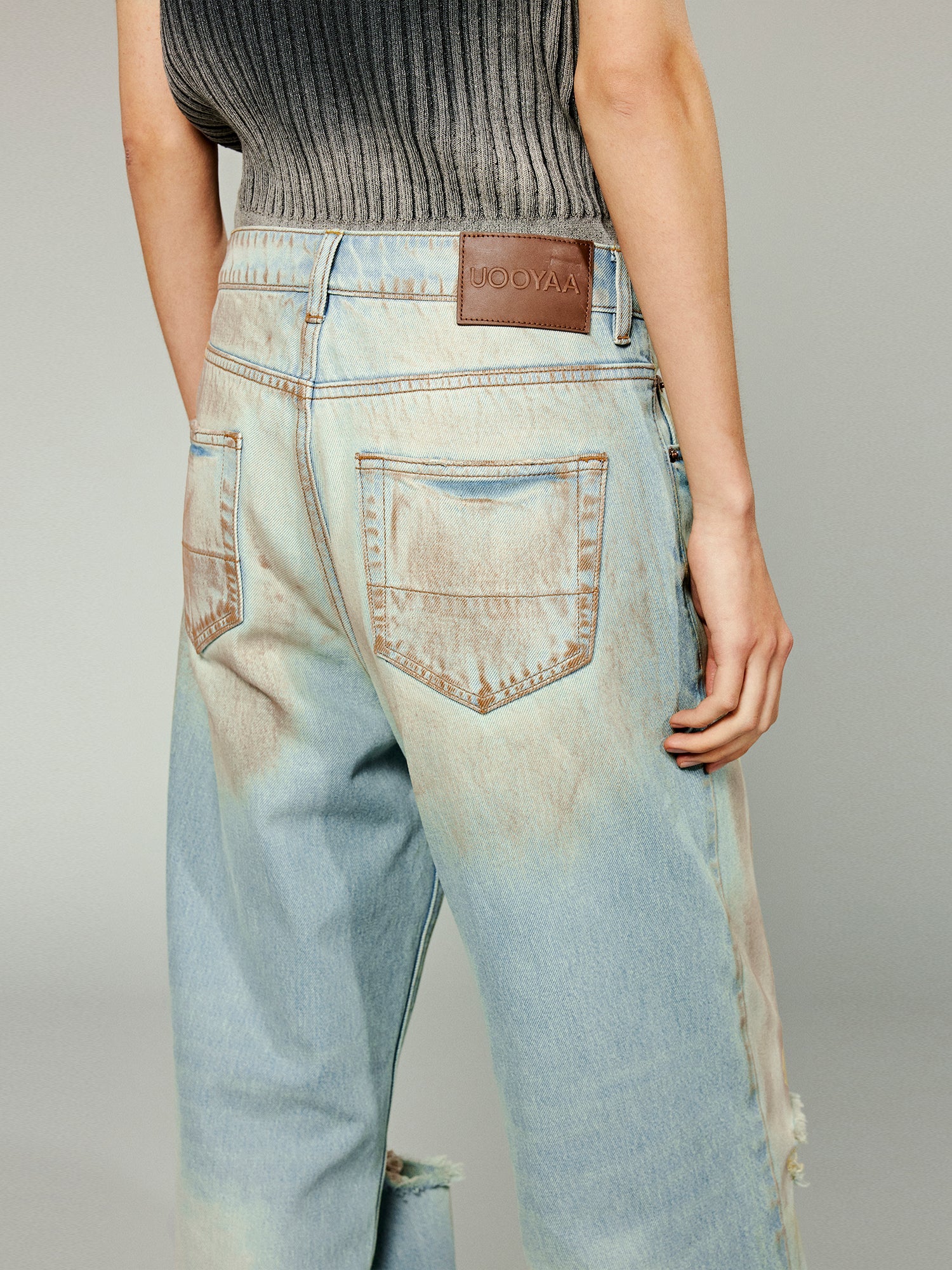 Distressed Wash Ripped Jeans