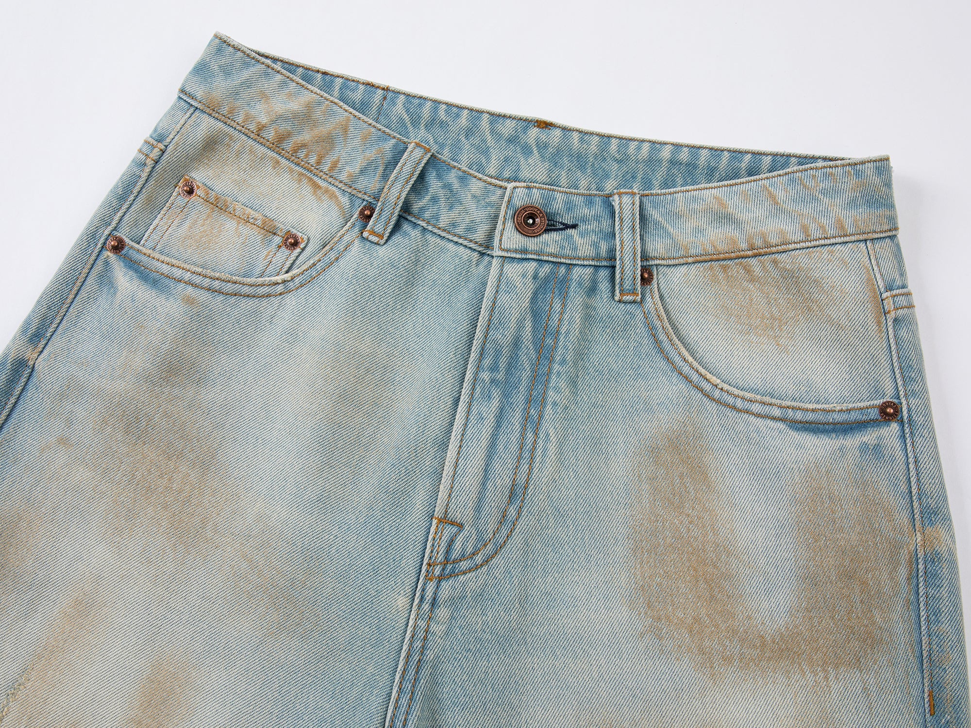 Distressed Wash Ripped Jeans