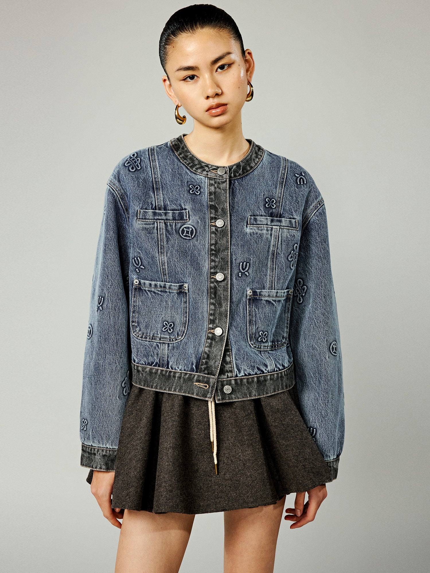 Chinese-style denim collarless jacket