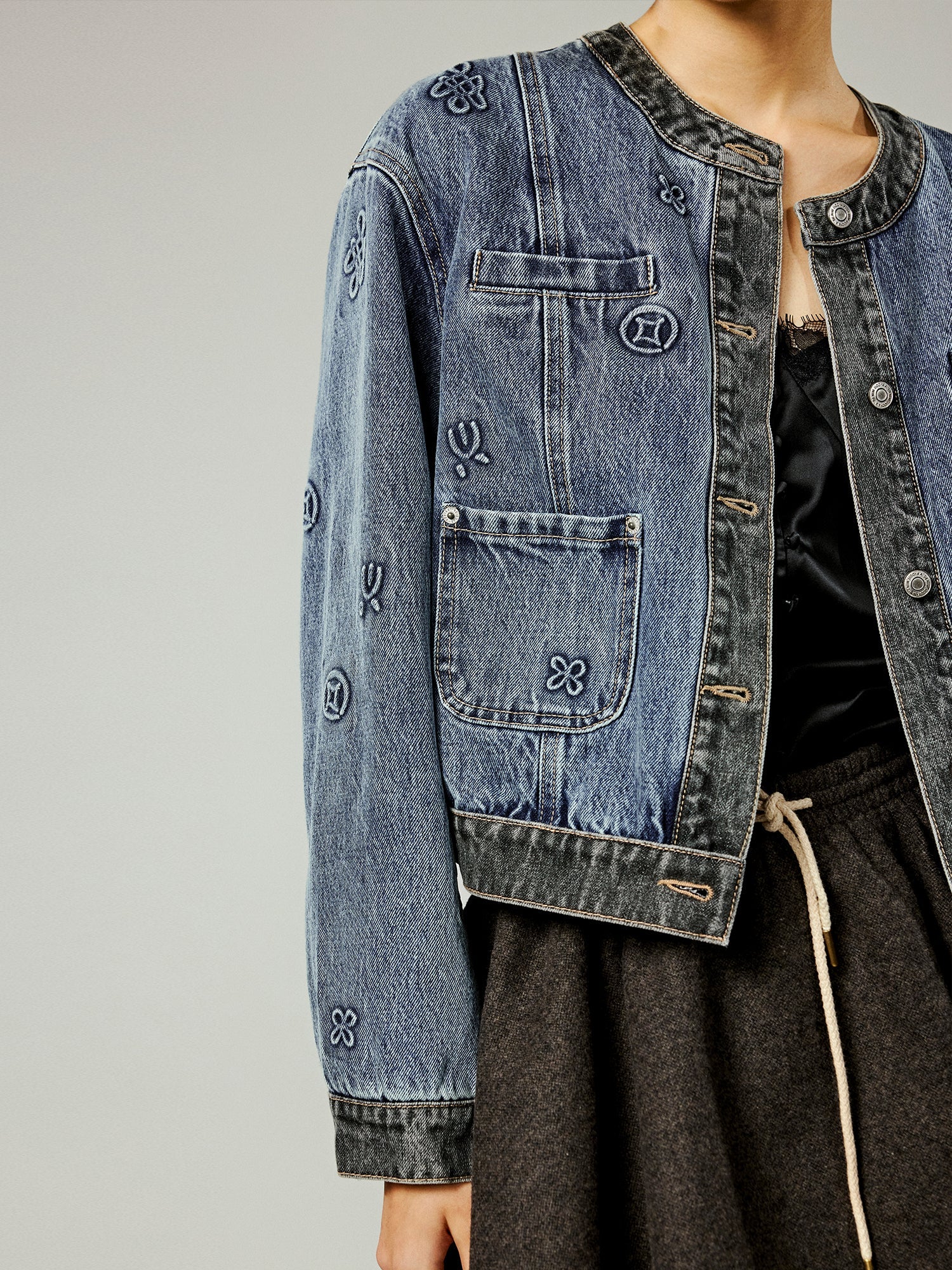 Chinese-style denim collarless jacket