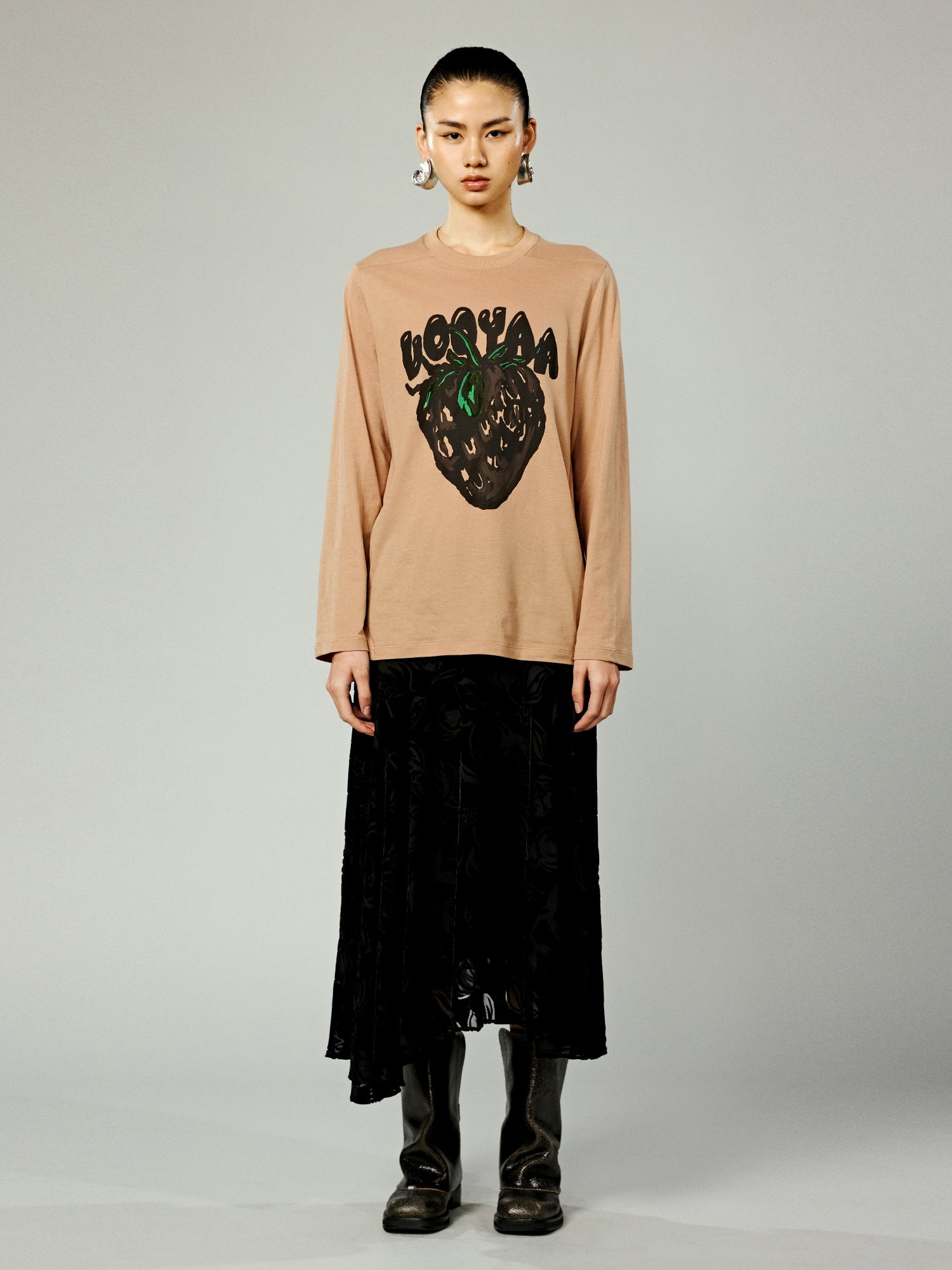 Velvet floral irregular hem skirt