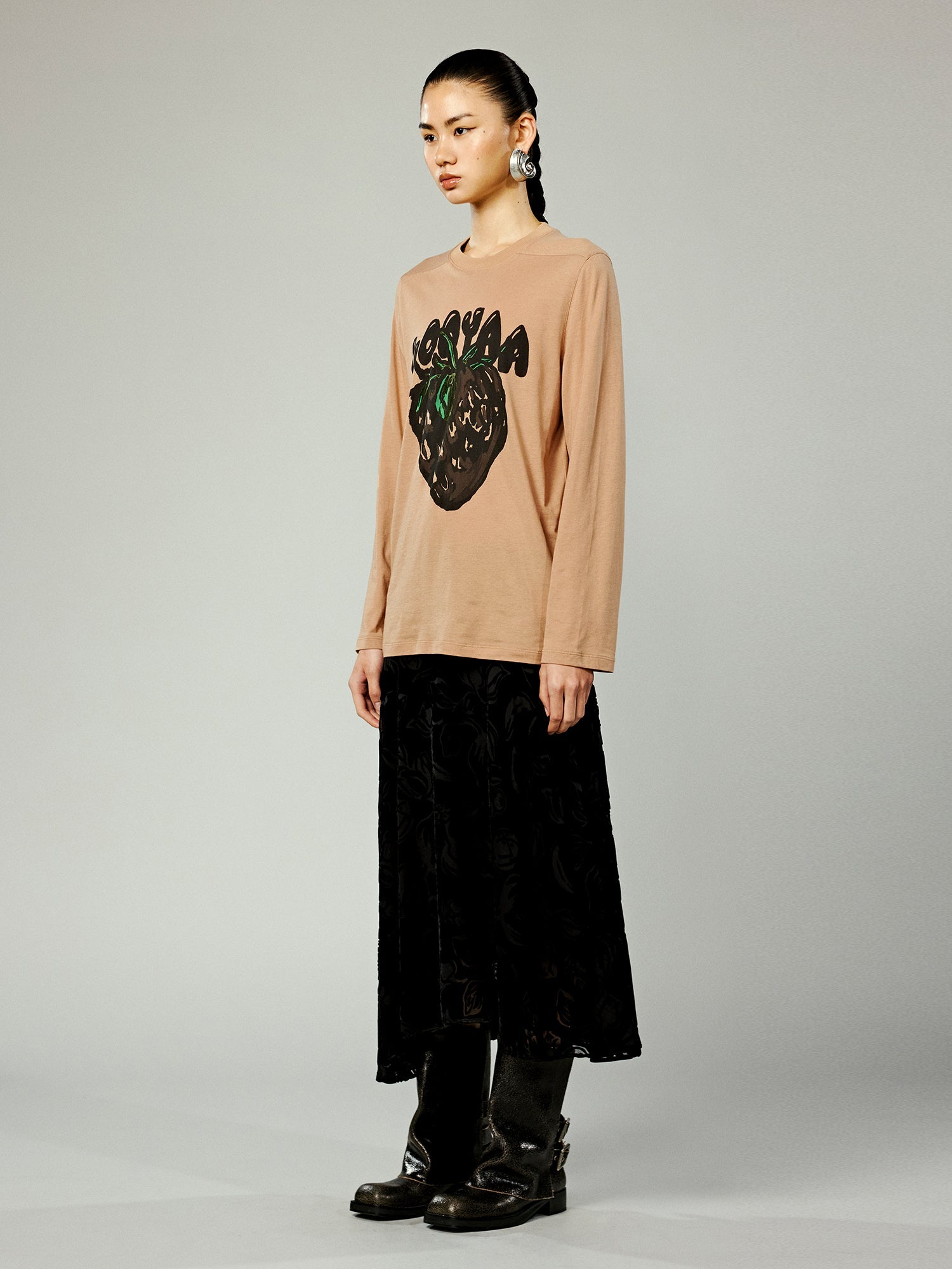 Velvet floral irregular hem skirt