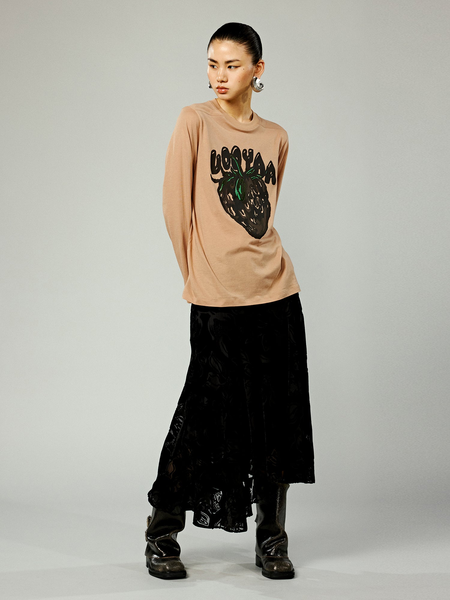 Velvet floral irregular hem skirt