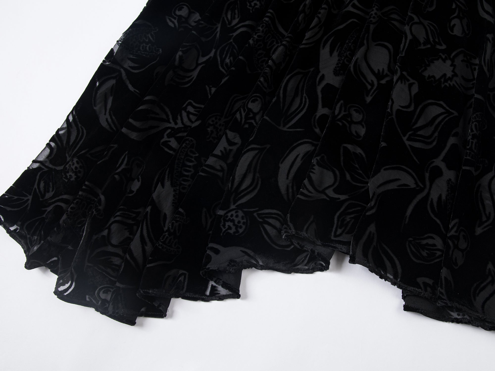 Velvet floral irregular hem skirt