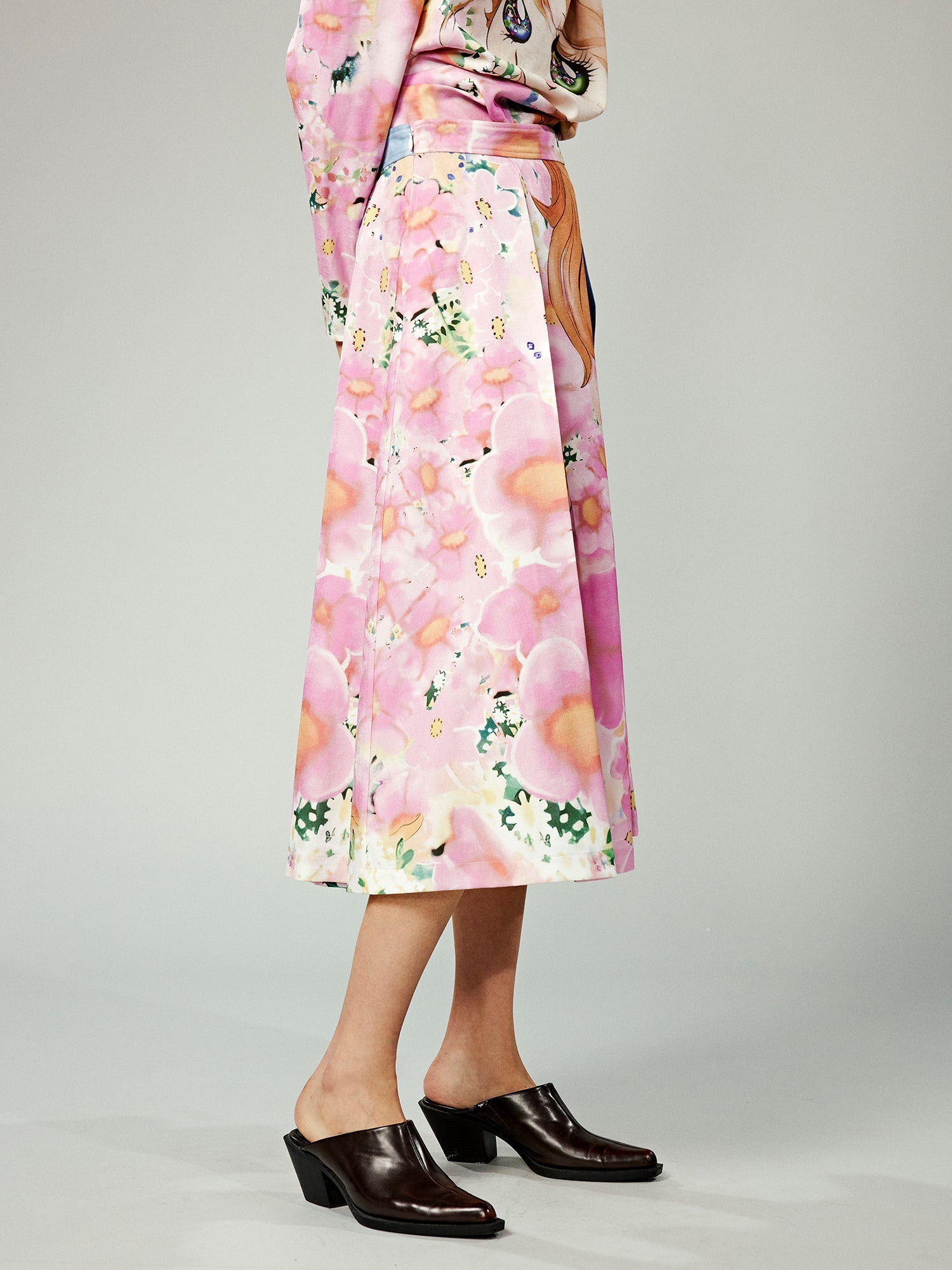 Colorful comic girl pleated skirt