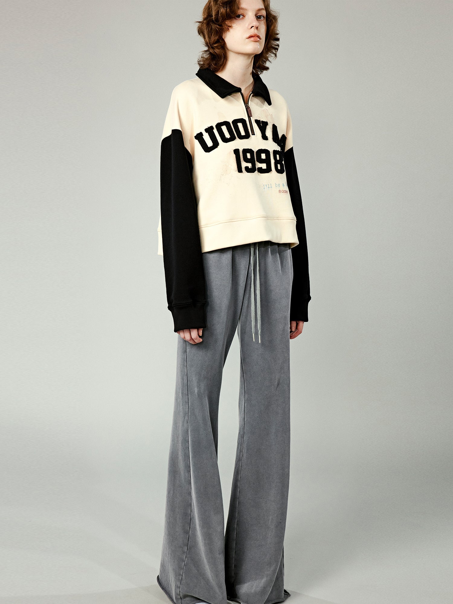 Washed flared sweatpants in grey