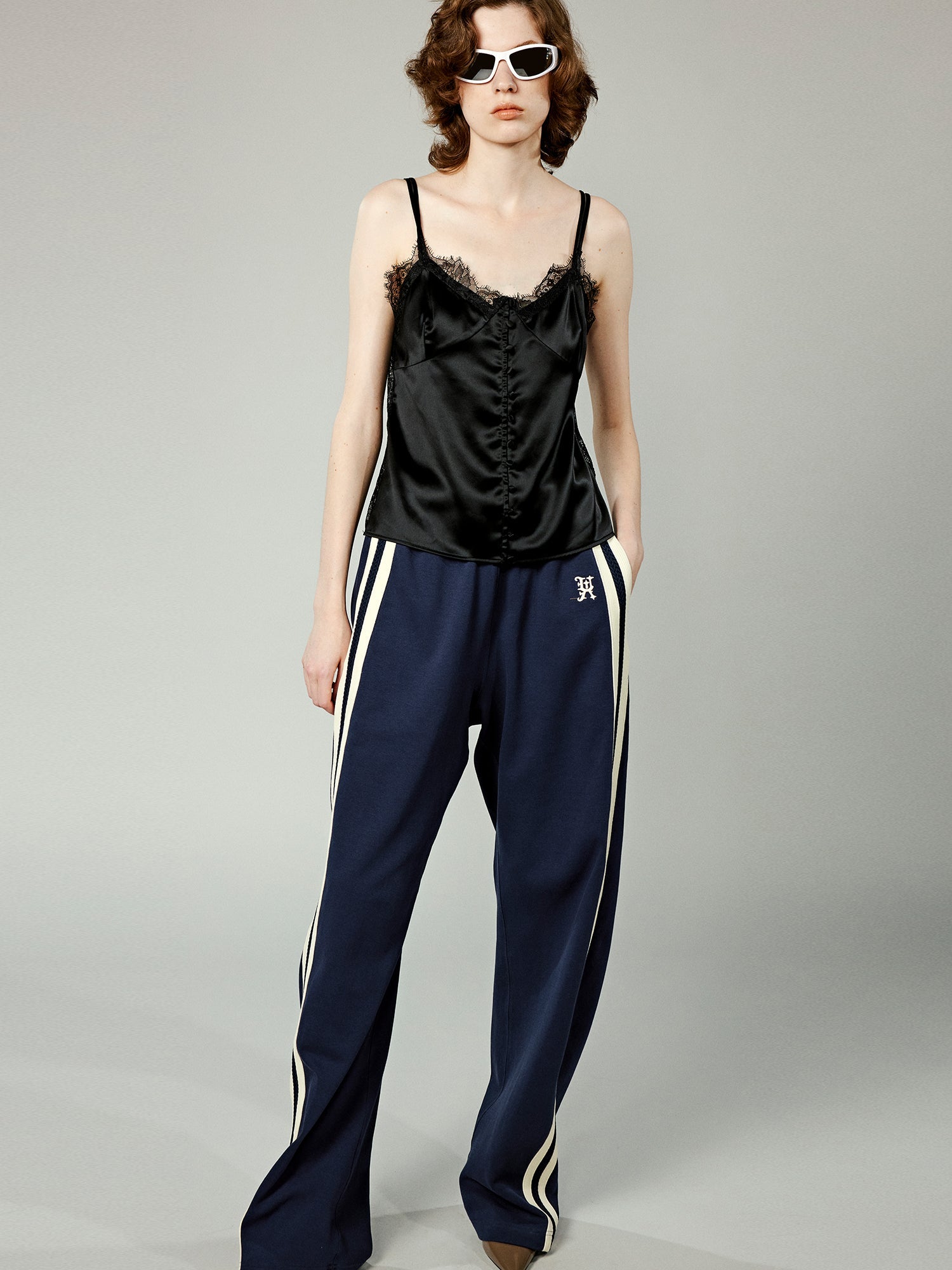Side stripe sporty sweatpants