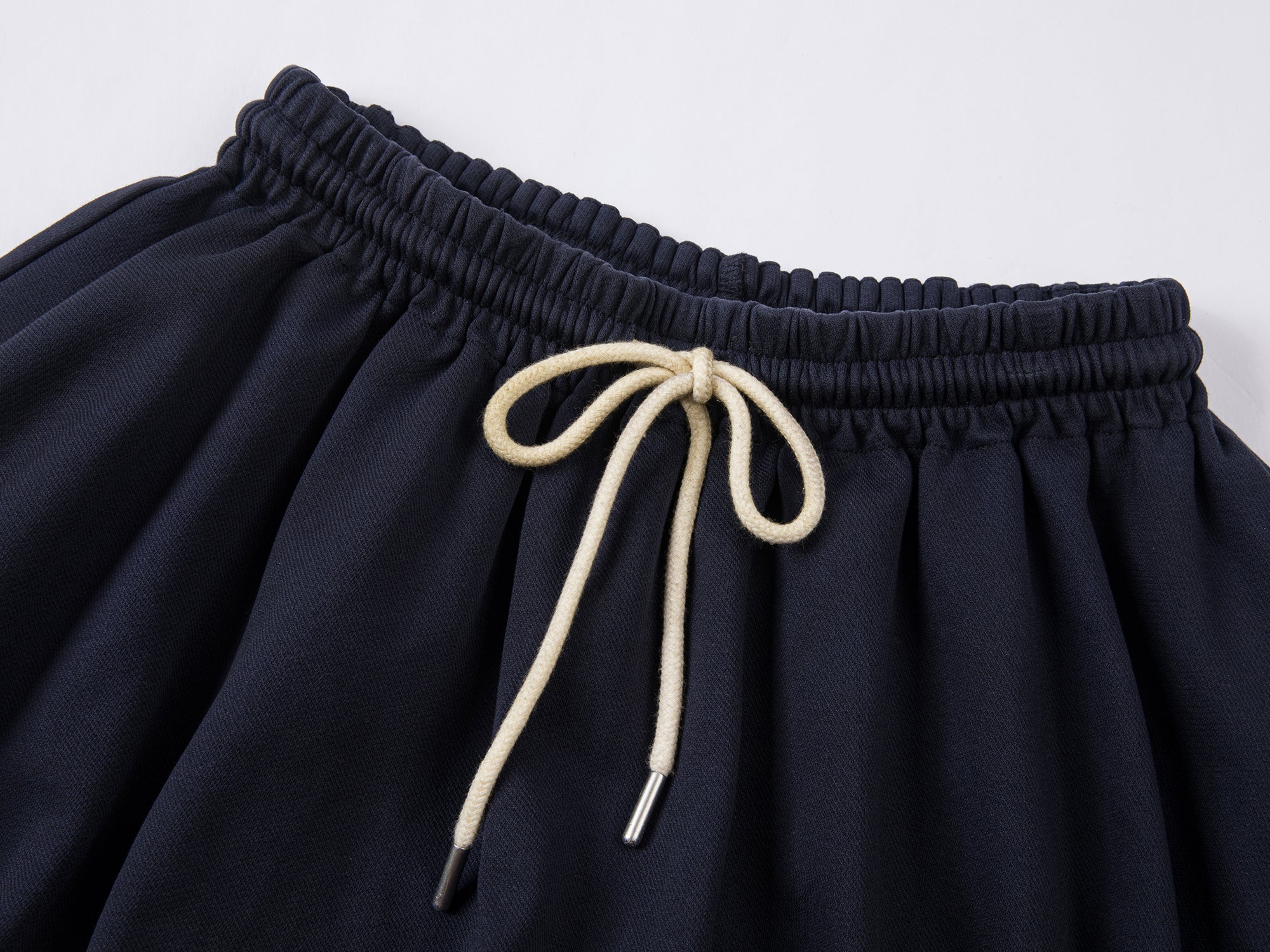 Sporty ruffle hem tweed skort in navy blue