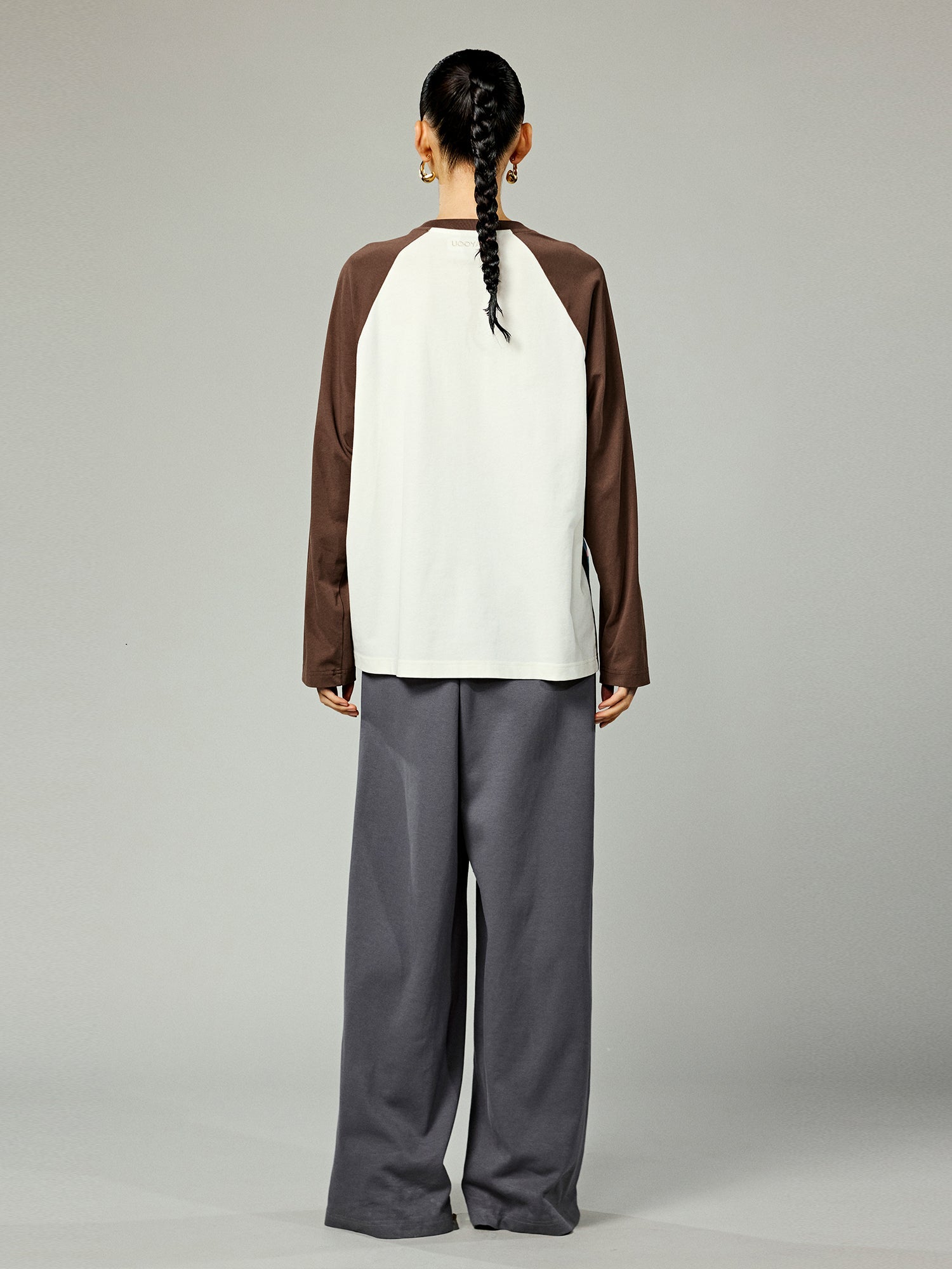 Playful dog raglan sleeve t-shirt