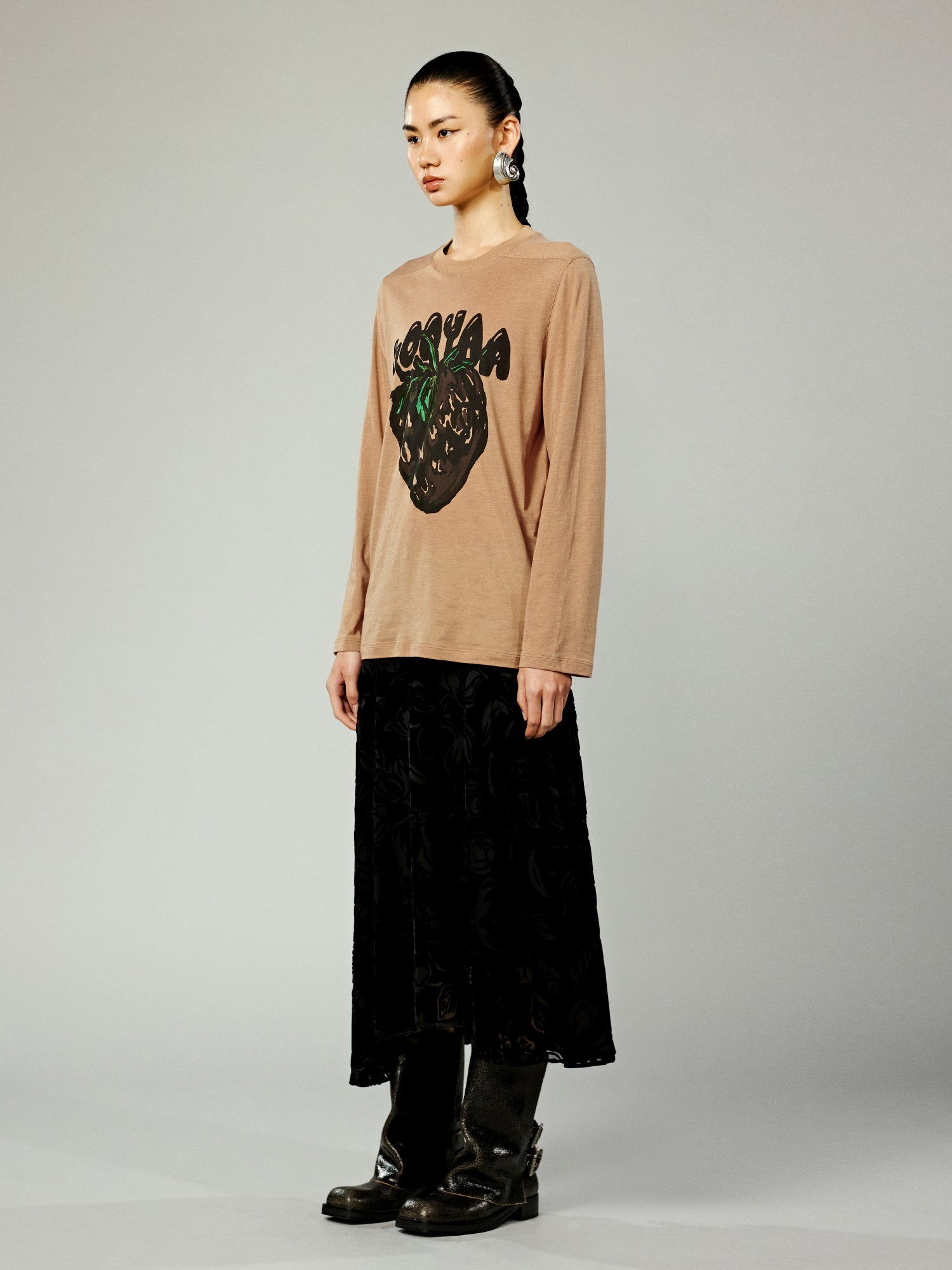 Graffiti strawberry long-sleeve t-shirt