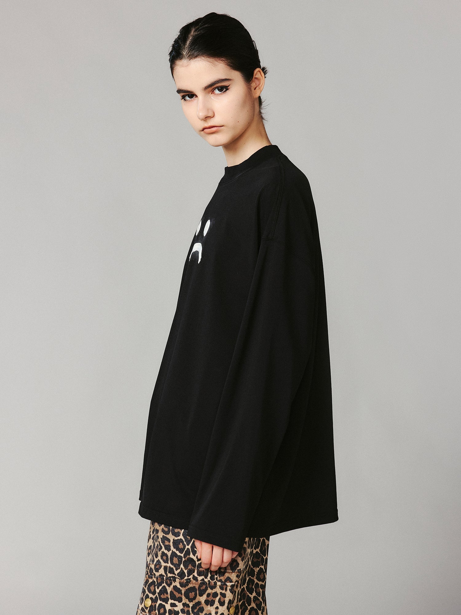 Crying face long-sleeve T-shirt