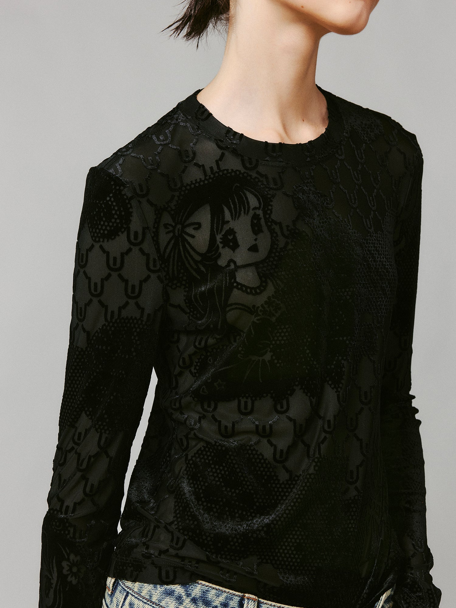 Anime girl velvet burnout t-shirt