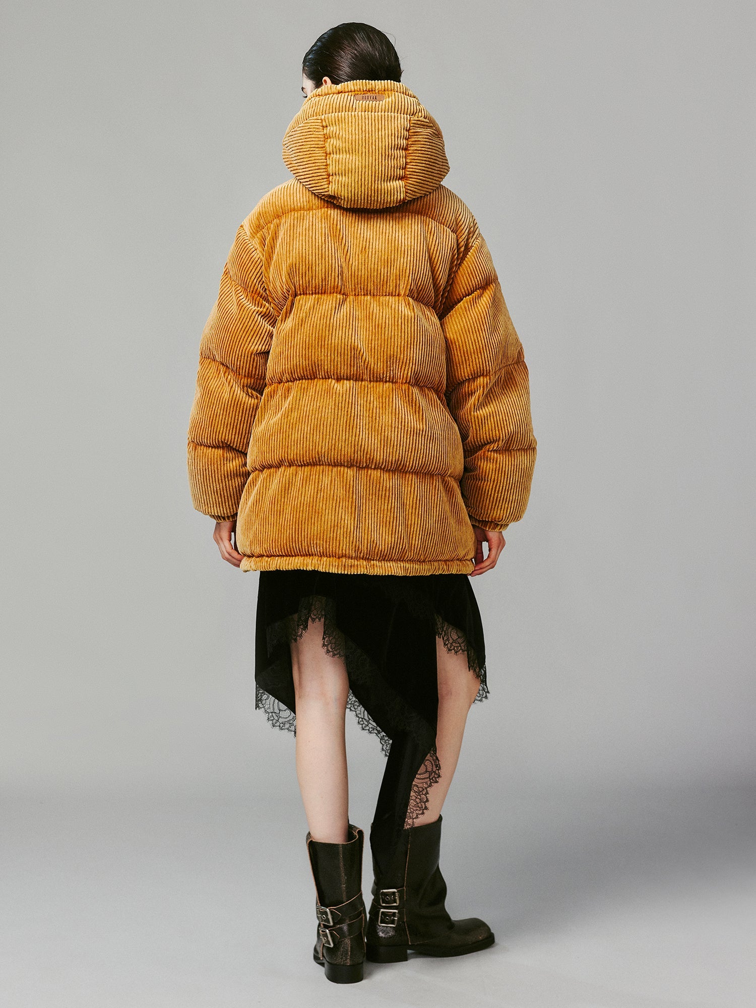 Asymetric ruffled tiered skirt