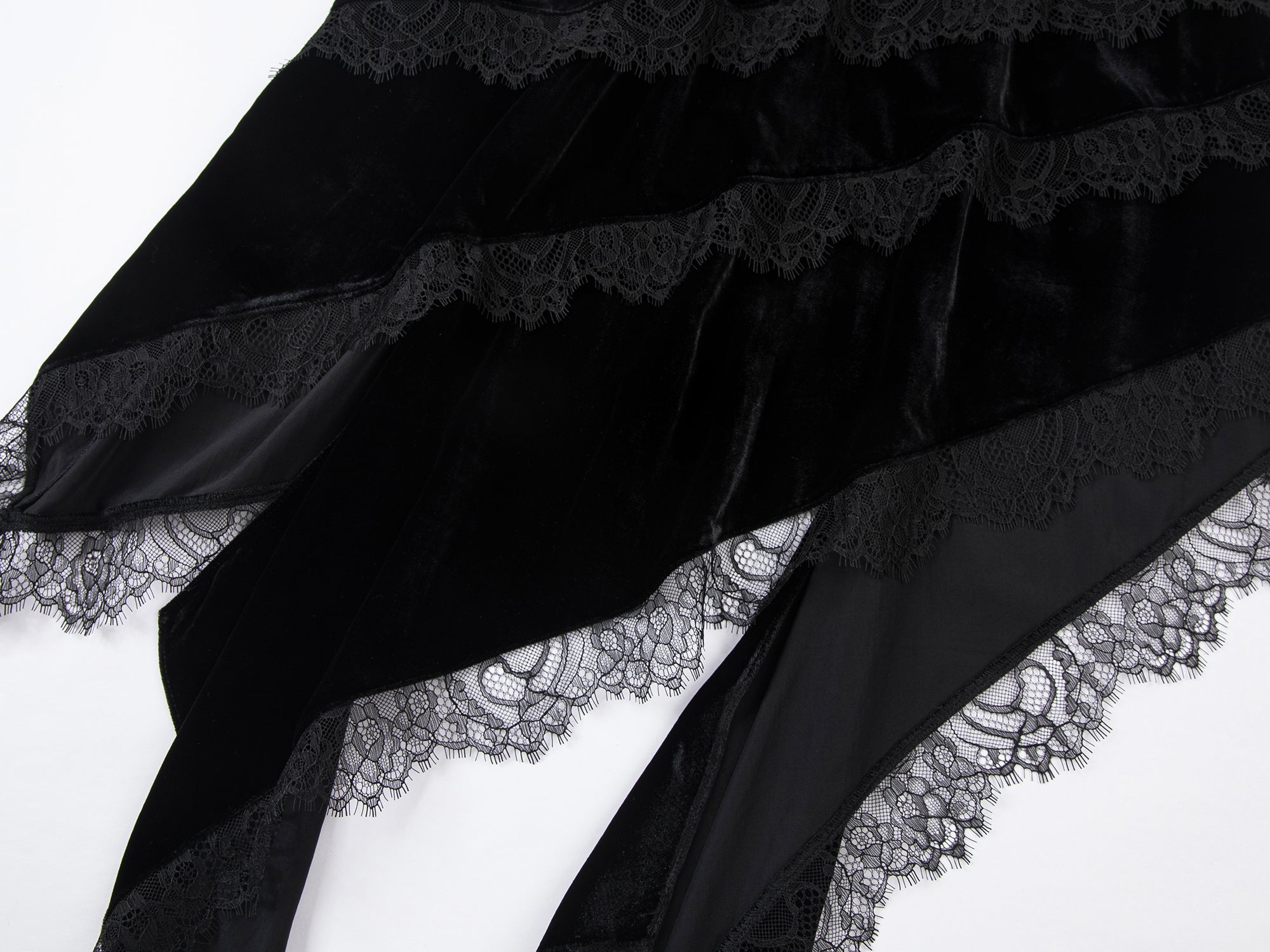 Asymetric ruffled tiered skirt