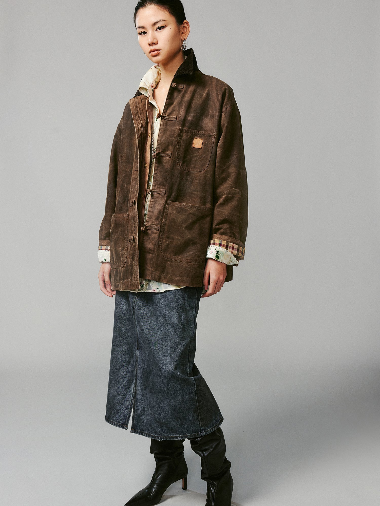 Vintage-inspired Chinese knot button workwear jacket