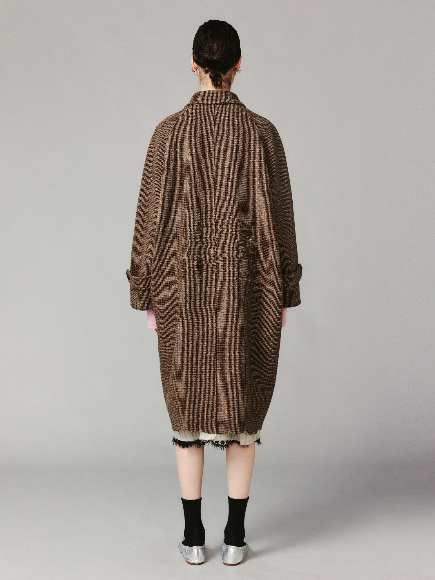 Retro balmacaan distressed hem pleated wool coat