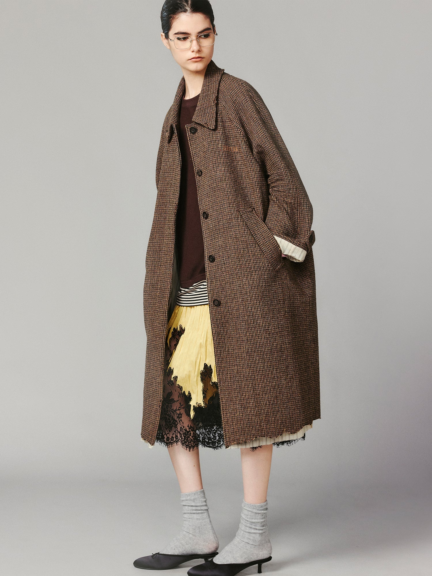 Retro balmacaan distressed hem pleated wool coat