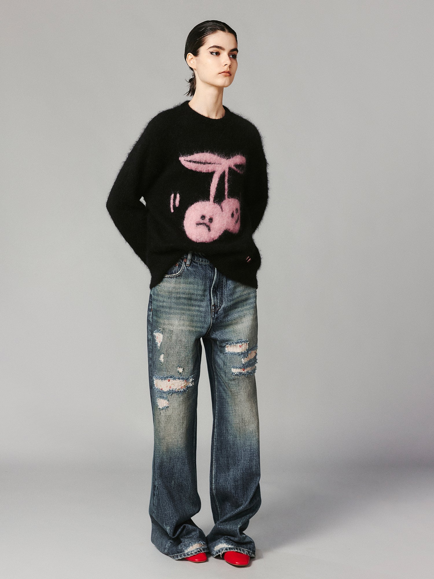 Emotional dynamic cherry pullover