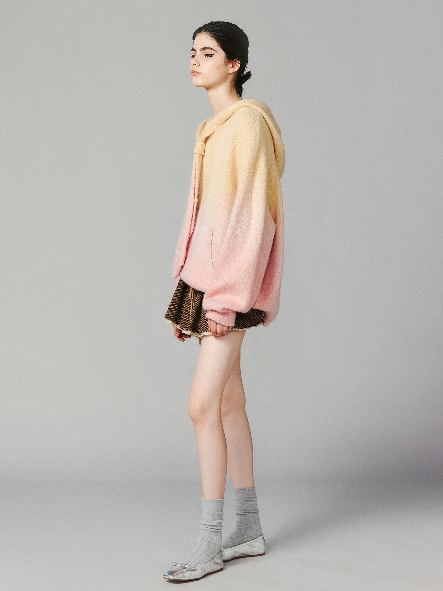 Gradient color tie-dye hooded pullover sweater