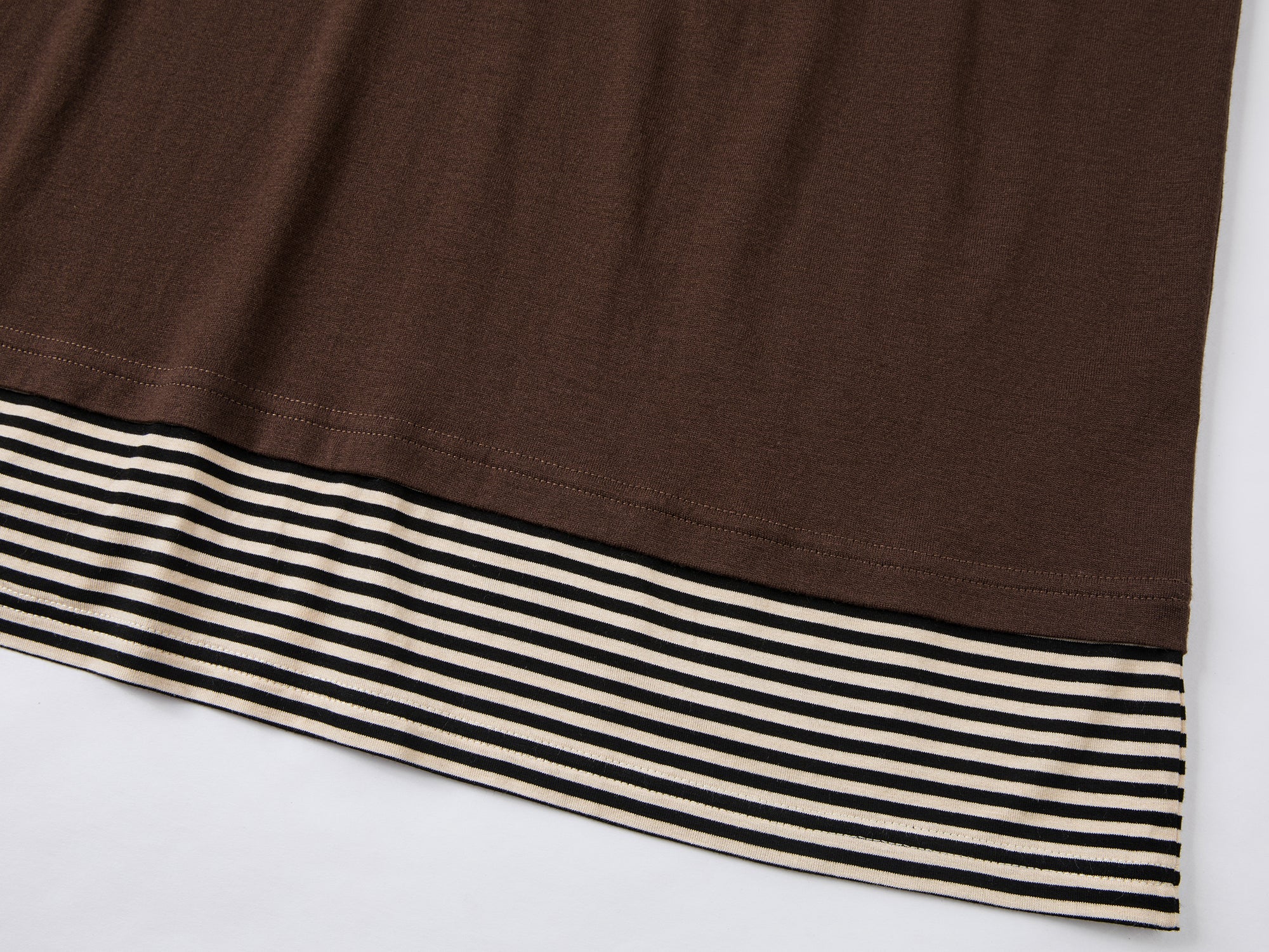 Color-block faux-layered long sleeve T-shirt