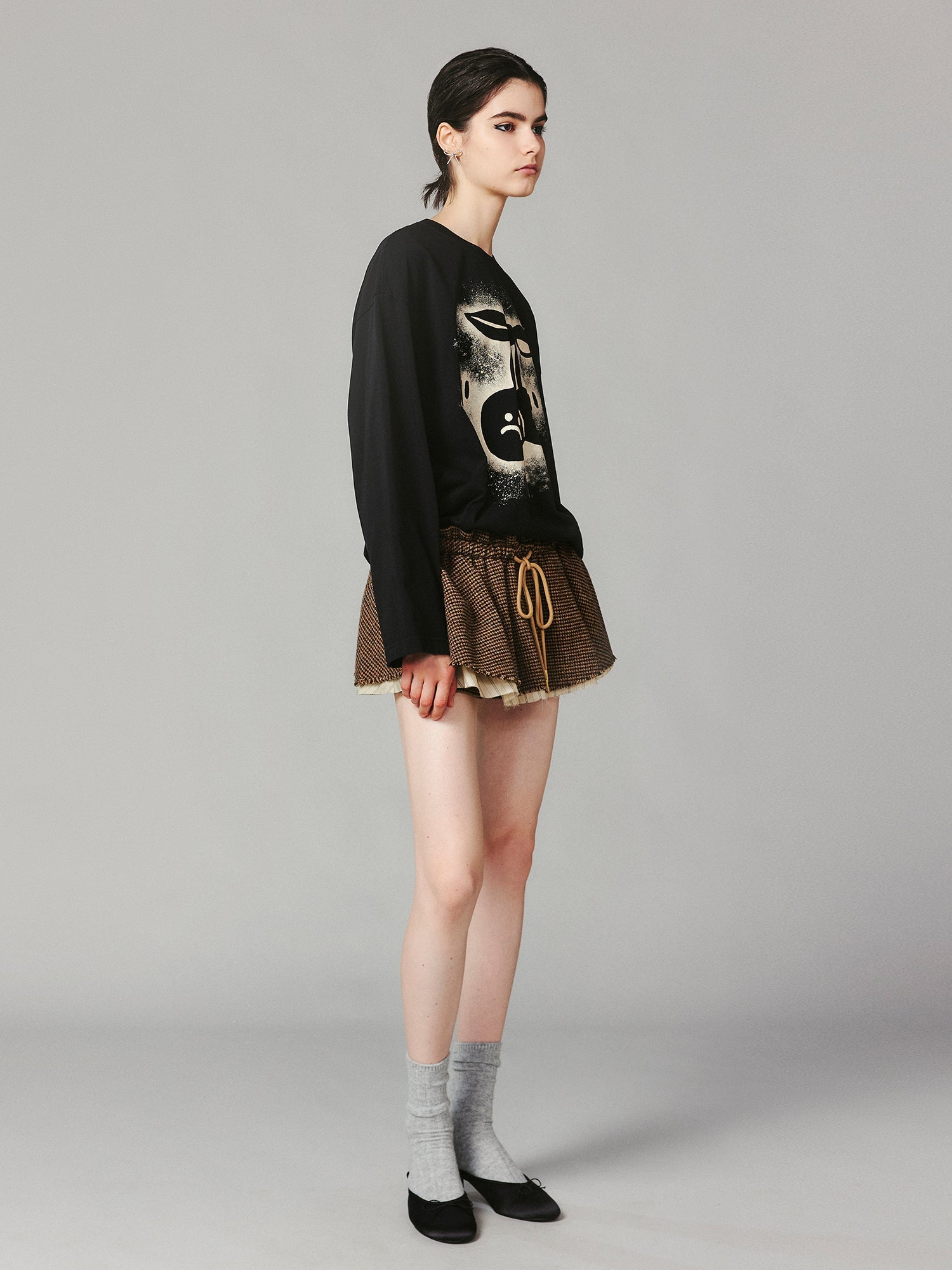 Emotional dynamic cherry long sleeve T-shirt