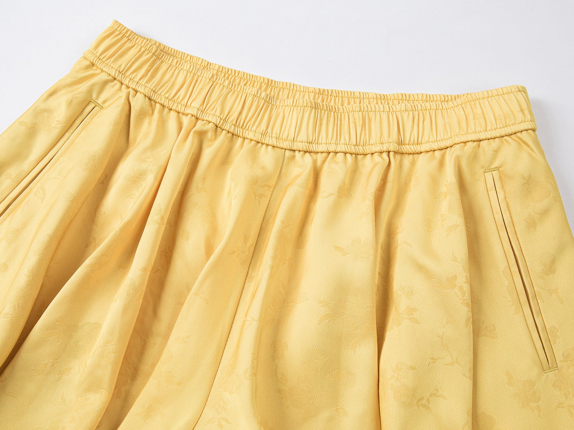Satin jacquard bud skort